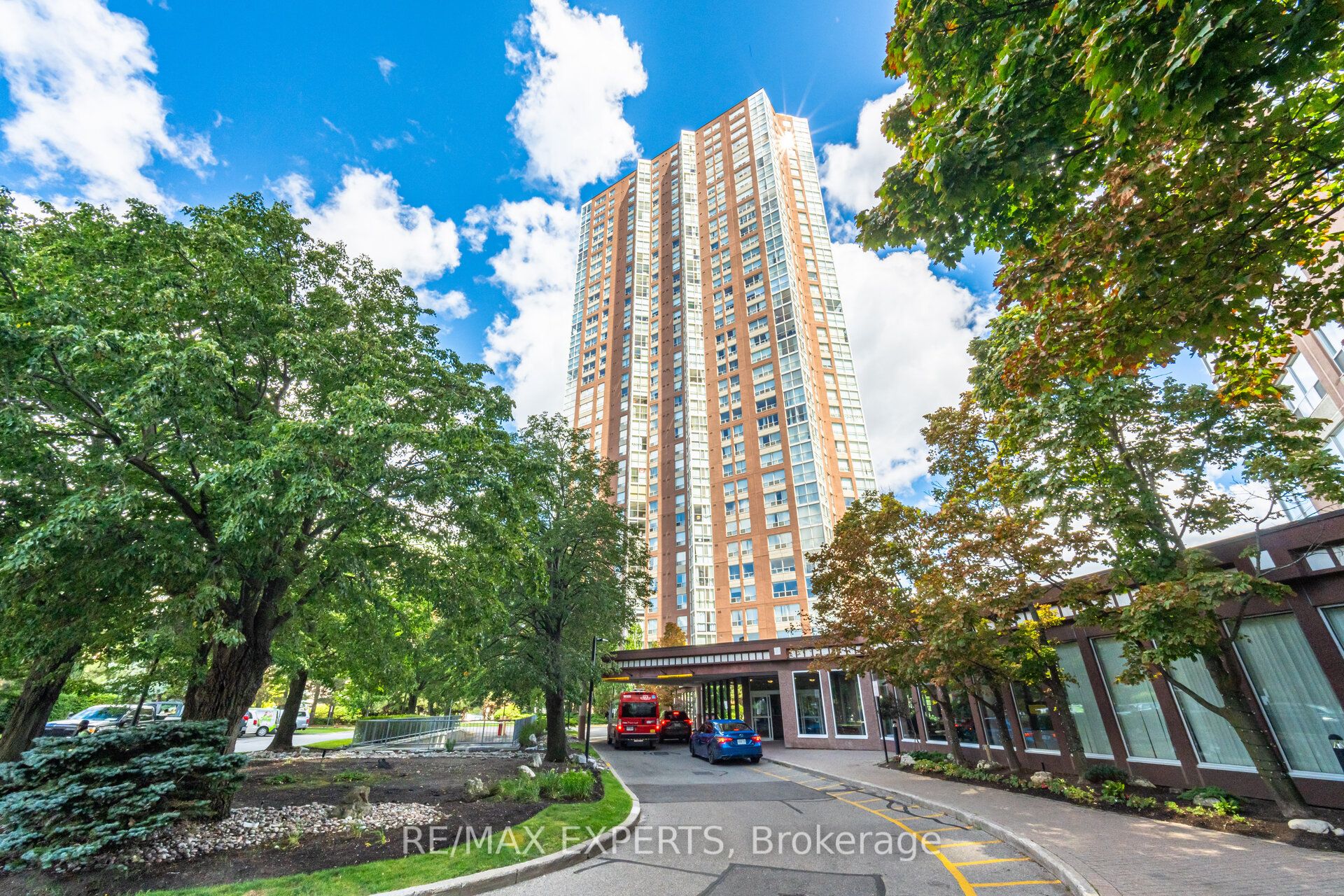 7 Concorde Place 3610, Toronto, ON M3C 3N4 photo 2