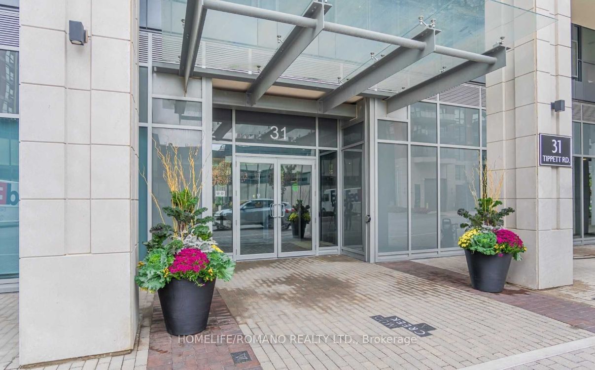 31 Tippett Road 840, Toronto, ON M3H 0C8 photo 2