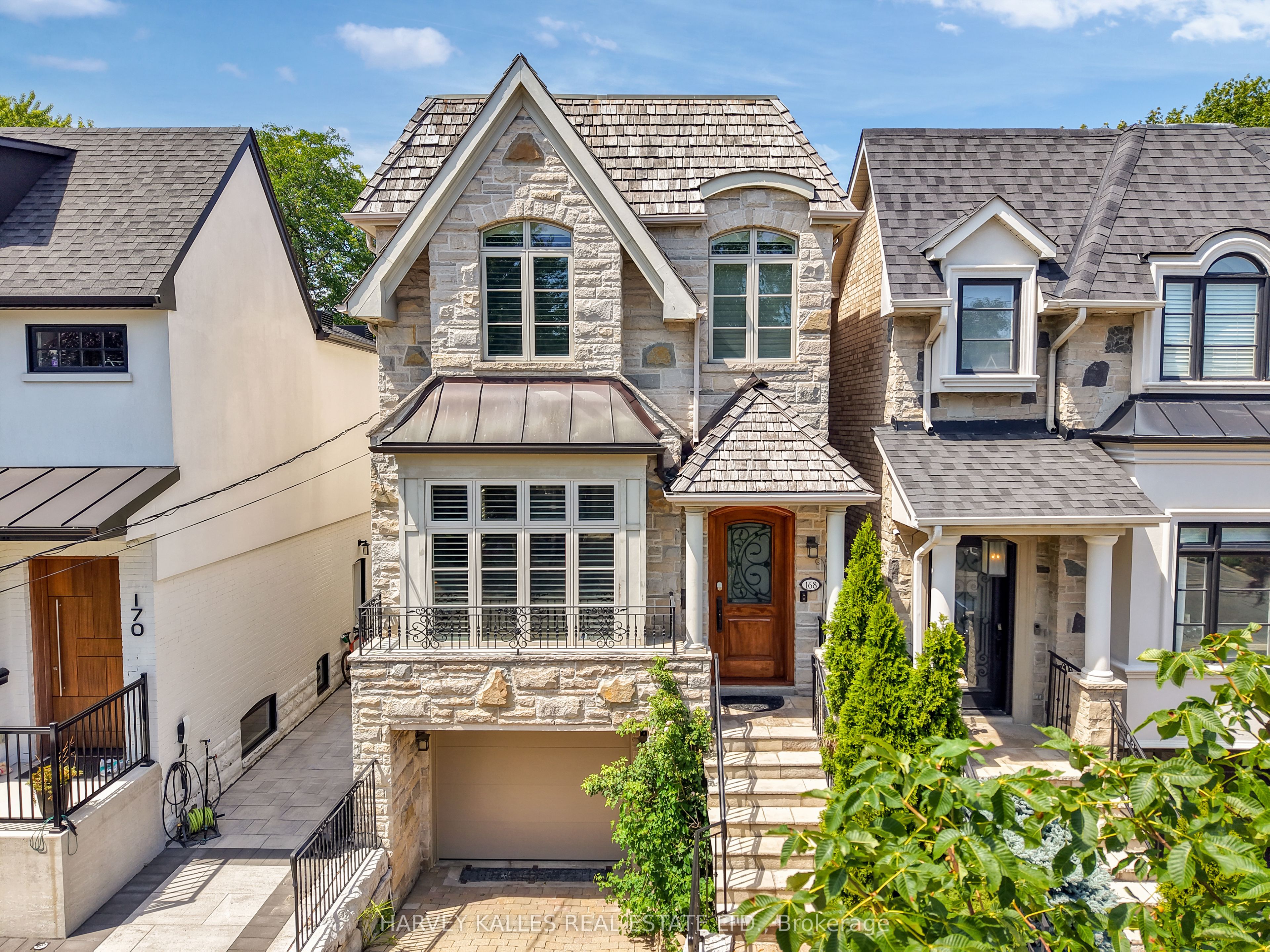 168 Roe Avenue, Toronto, ON M5M 2J2
