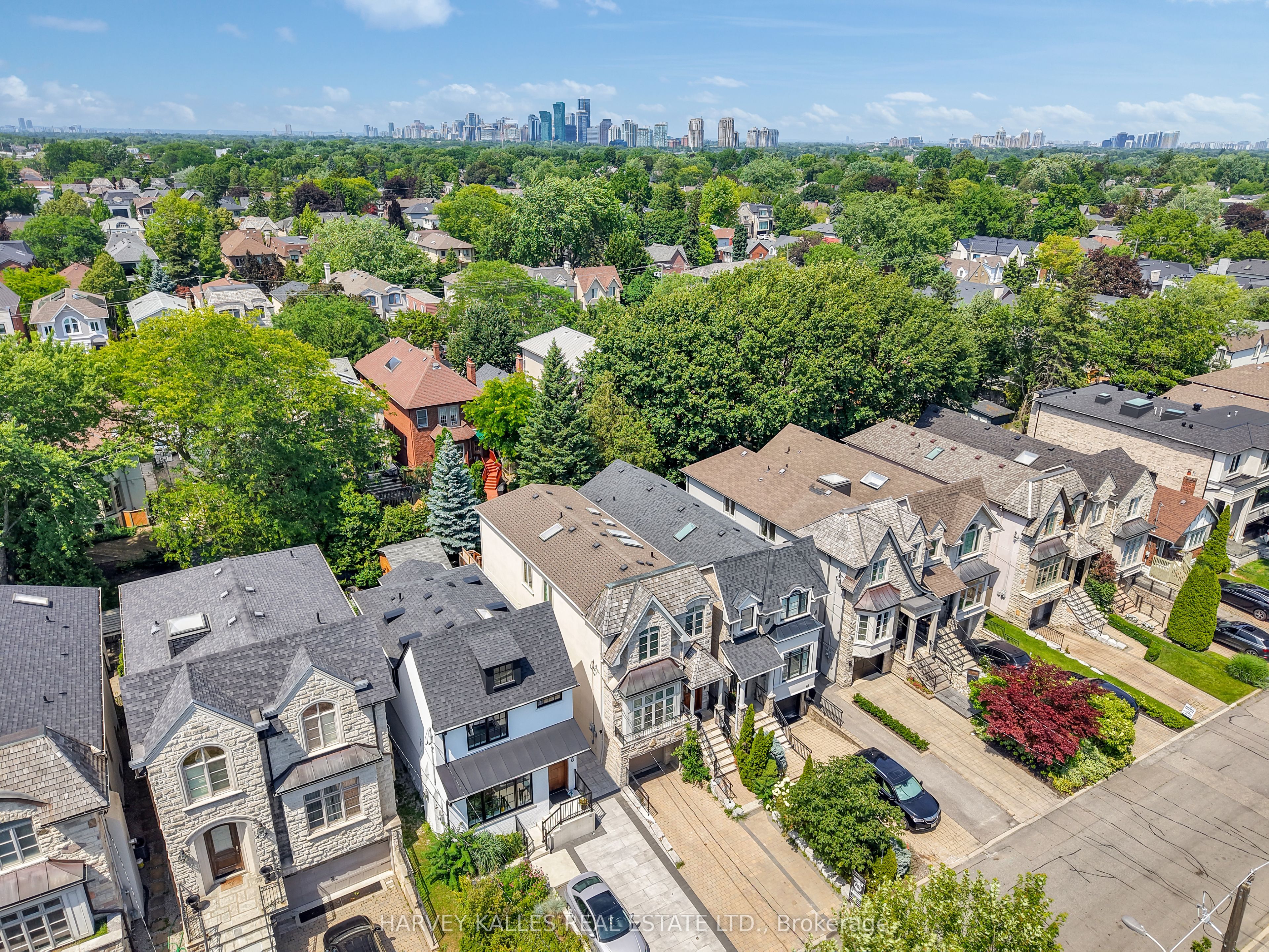 168 Roe Avenue, Toronto, ON M5M 2J2 photo 3