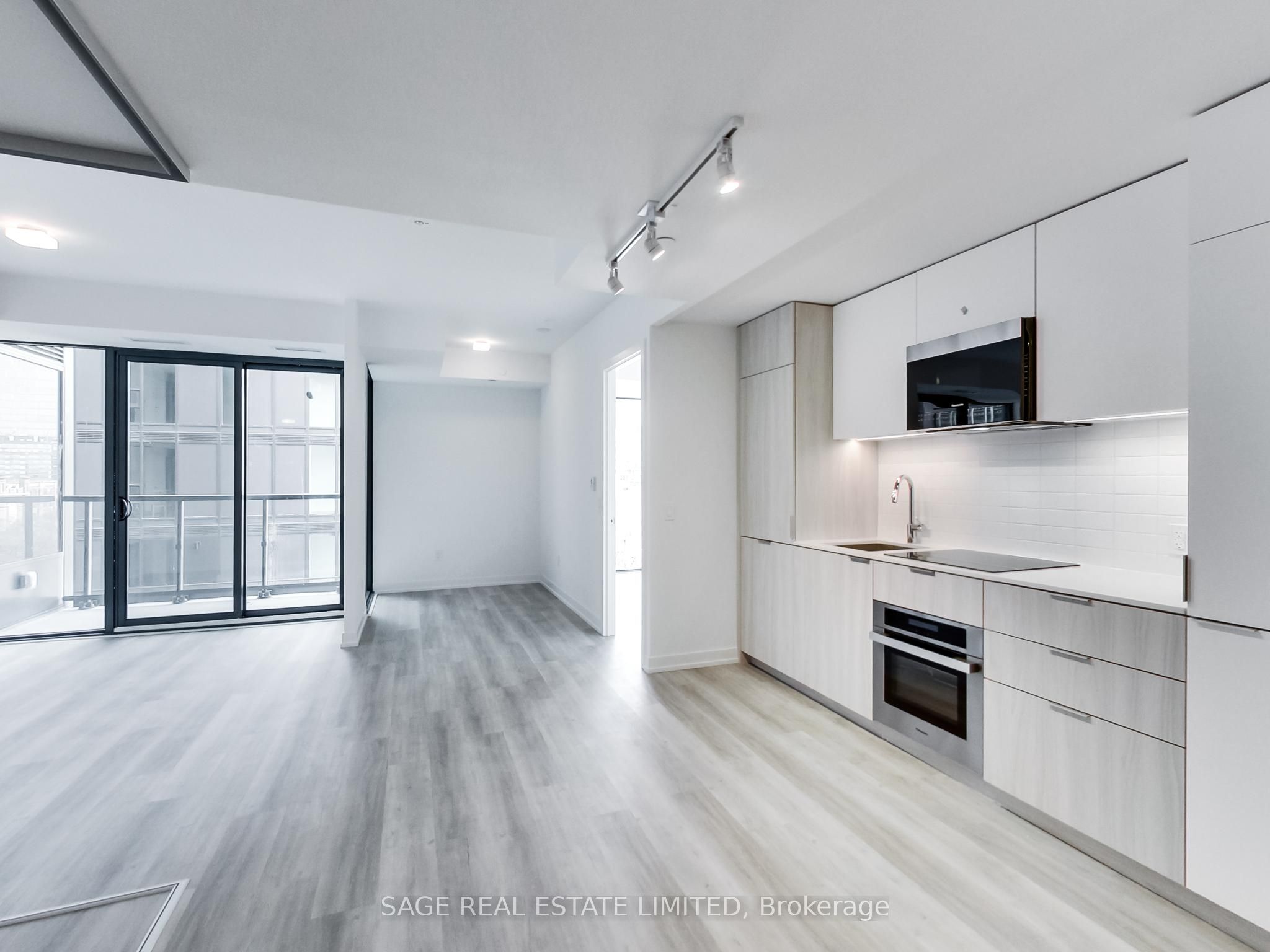 28 Eastern Avenue 704, Toronto, ON M5A 0Y2 photo 3