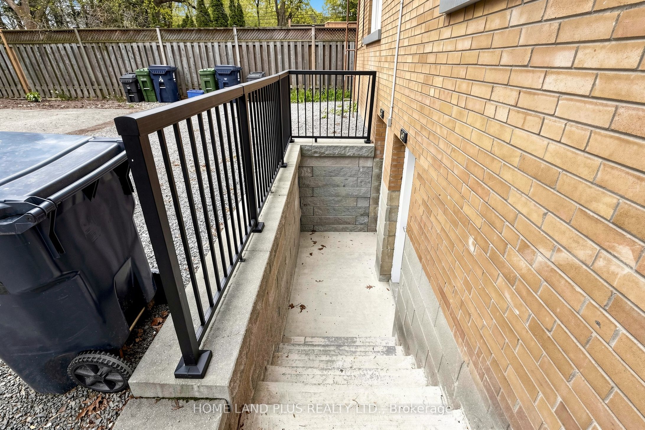 617 Merton Street Basement Unit A1, Toronto, ON M4S 1B4 photo 4