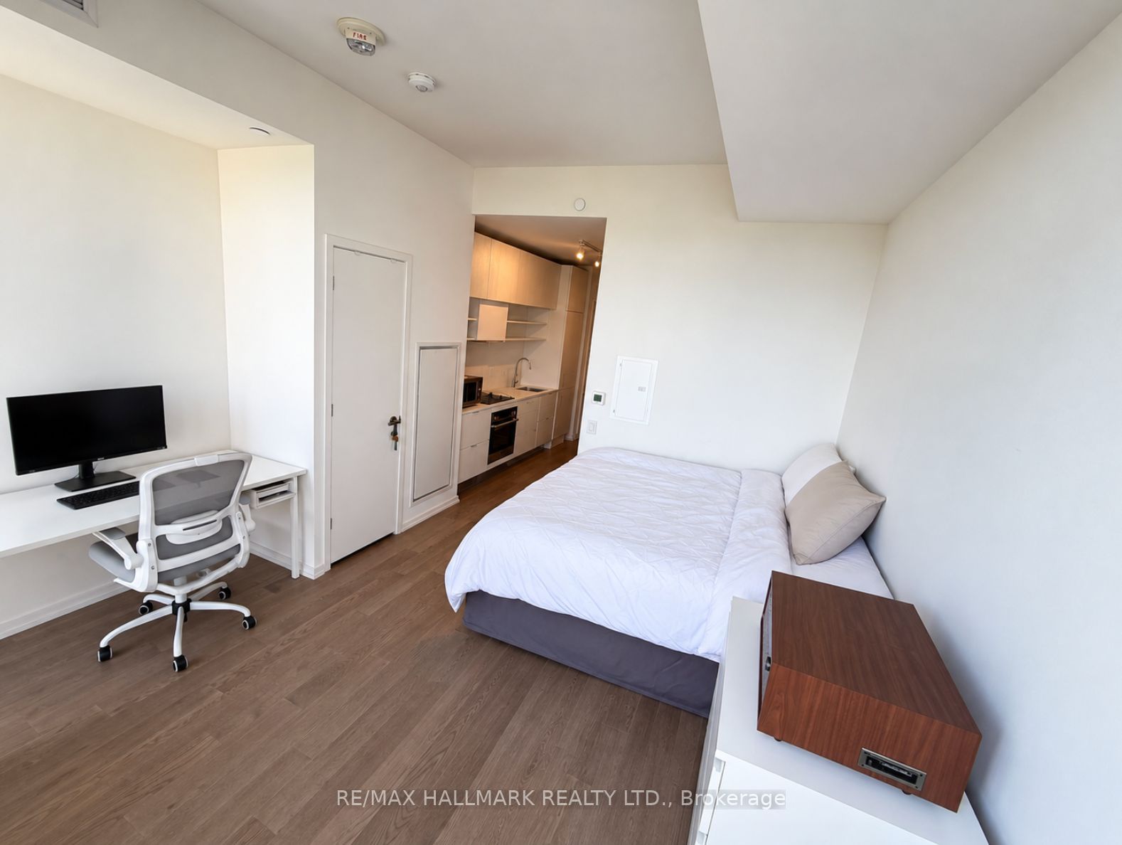 5 Soudan Avenue 1506, Toronto, ON M4S 0B1 photo 4
