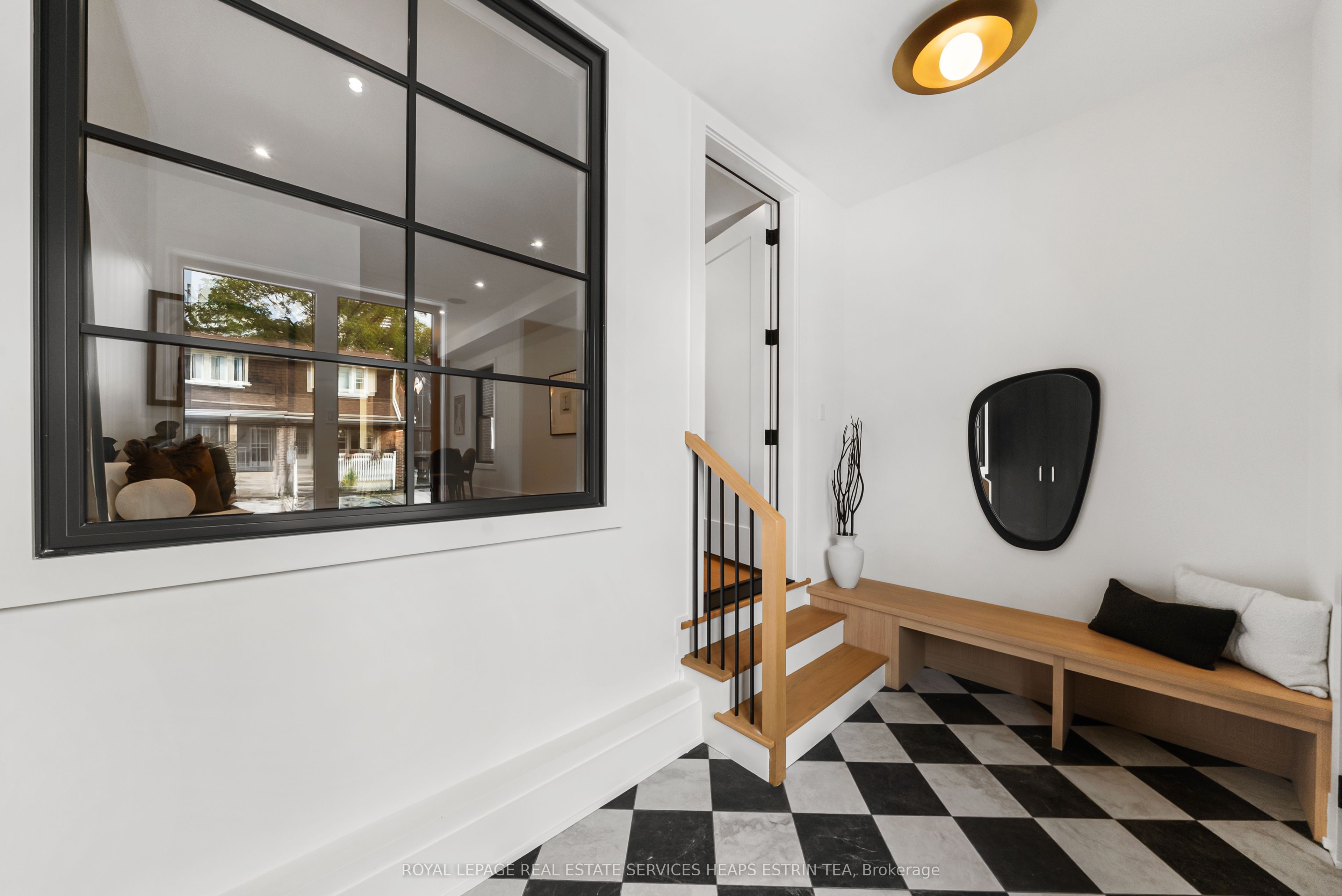 27 Taunton Road, Toronto, ON M4S 2P2 photo 3