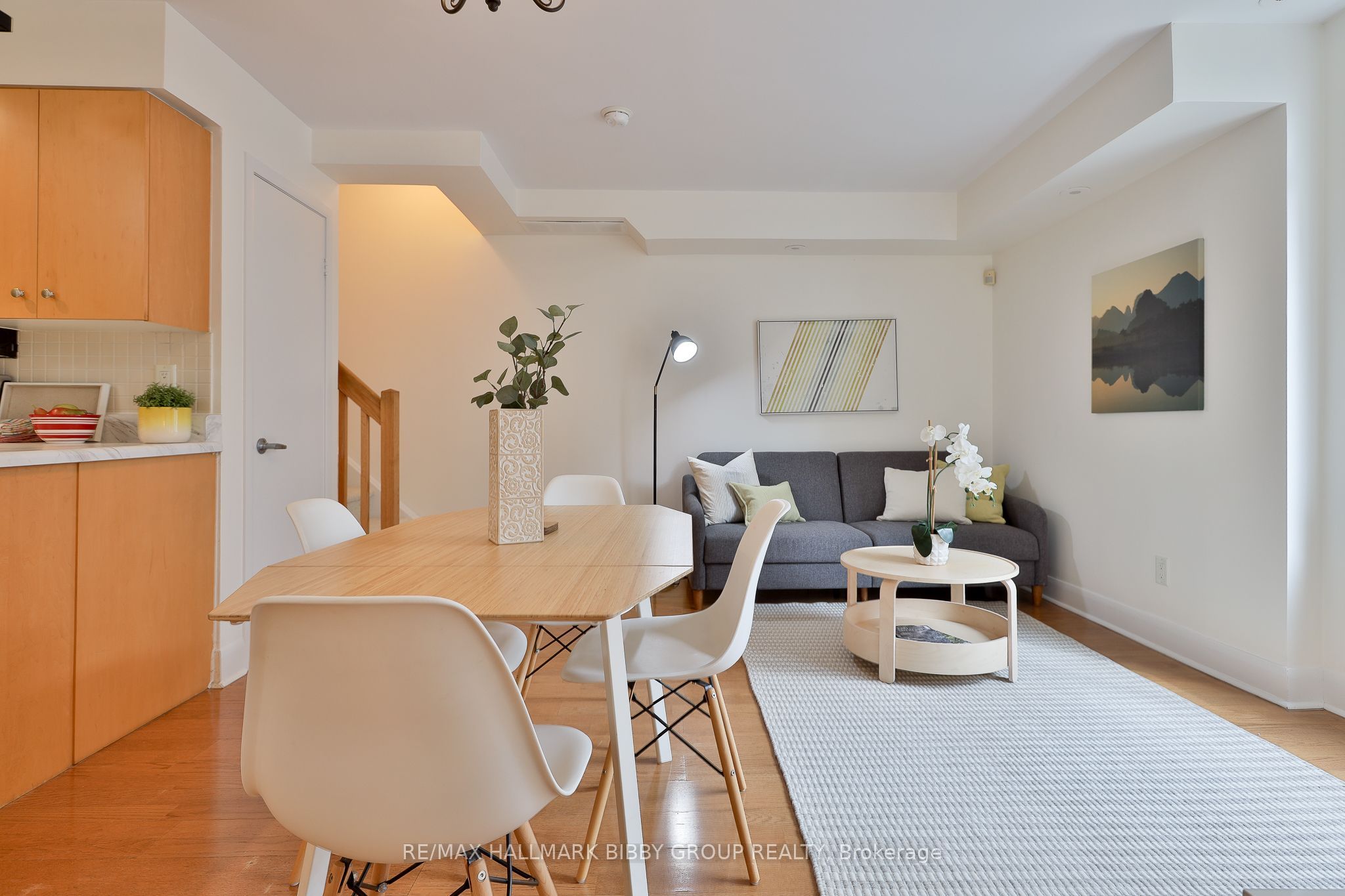 415 Jarvis Street 317, Toronto, ON M4Y 3C1 photo 3