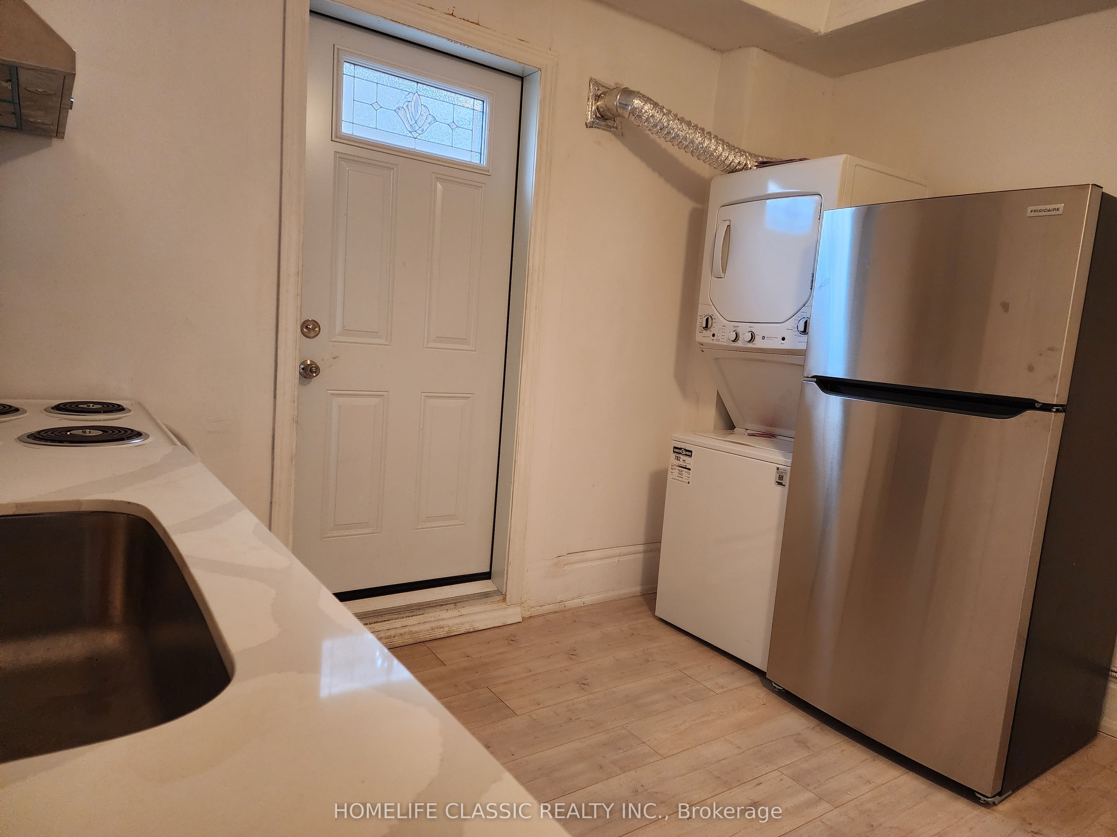 498 King Street E 2, Toronto, ON M5A 1M1 photo 4