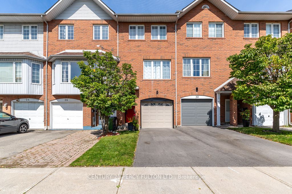 28 Rumi Crescent, Toronto, ON M4A 2X6