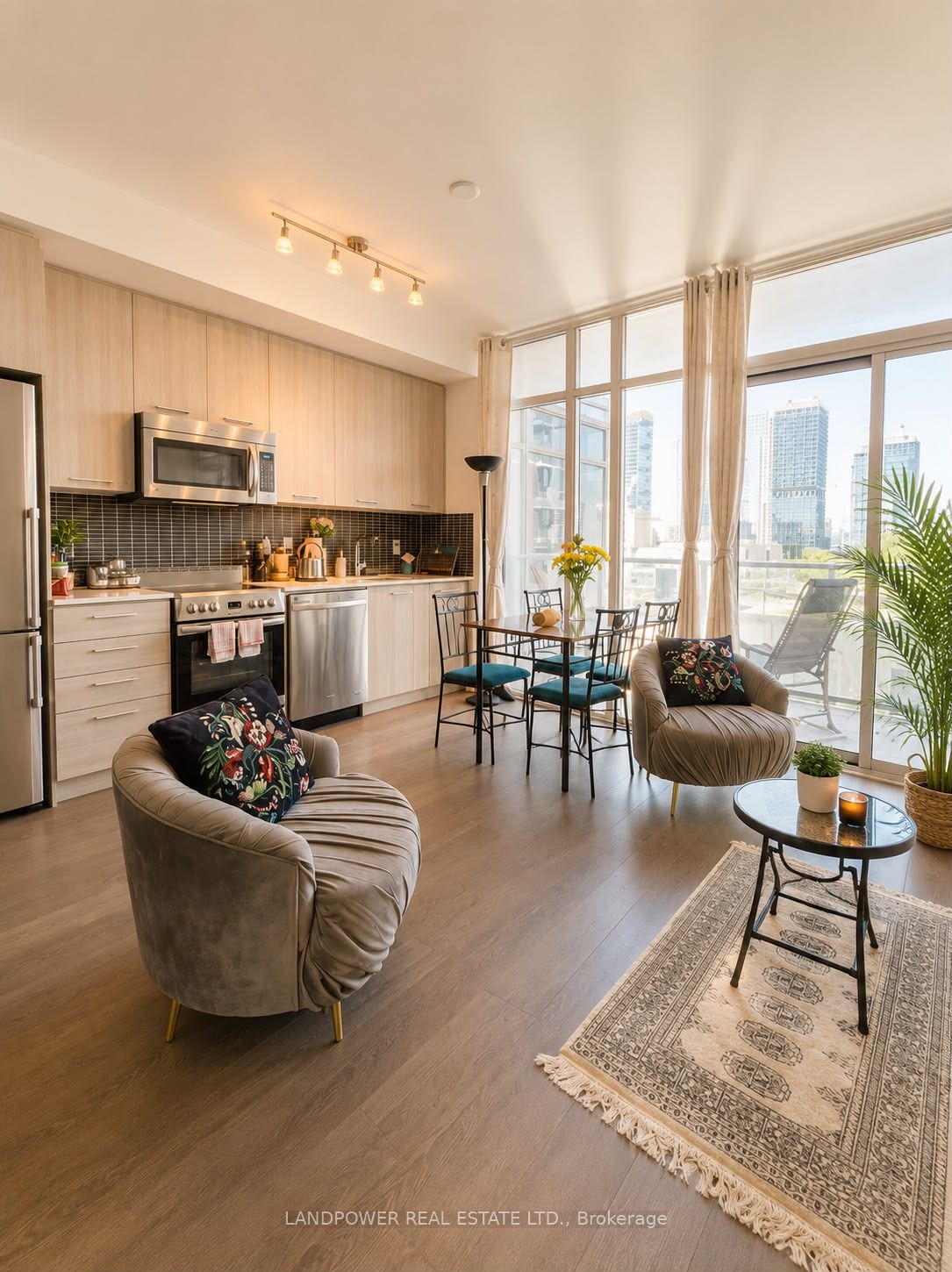 105 George Street 514, Toronto, ON M5A 0L4 photo 4