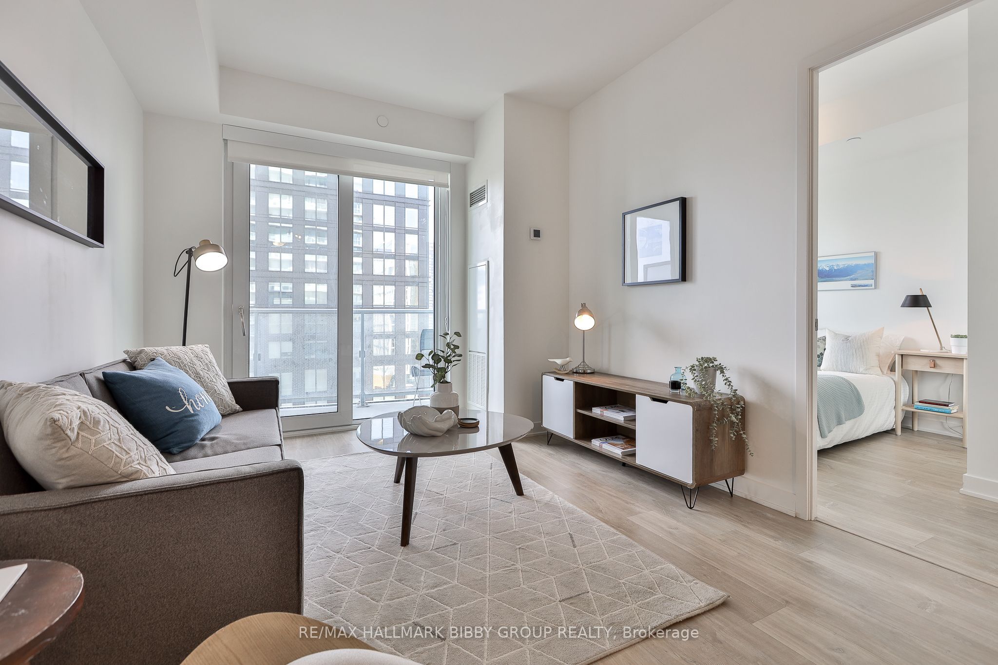 100 Dalhousie Street 2408, Toronto, ON M5B 0C7 photo 2