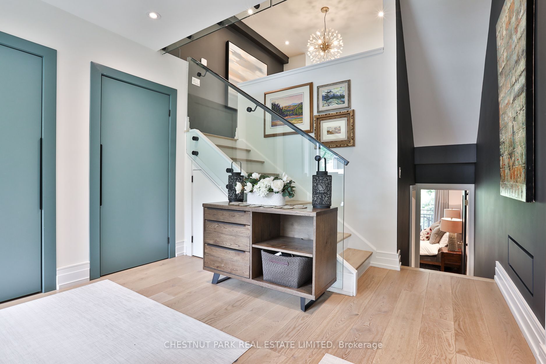 53 Woodlawn Avenue W, Toronto, ON M4V 1G6 photo 2