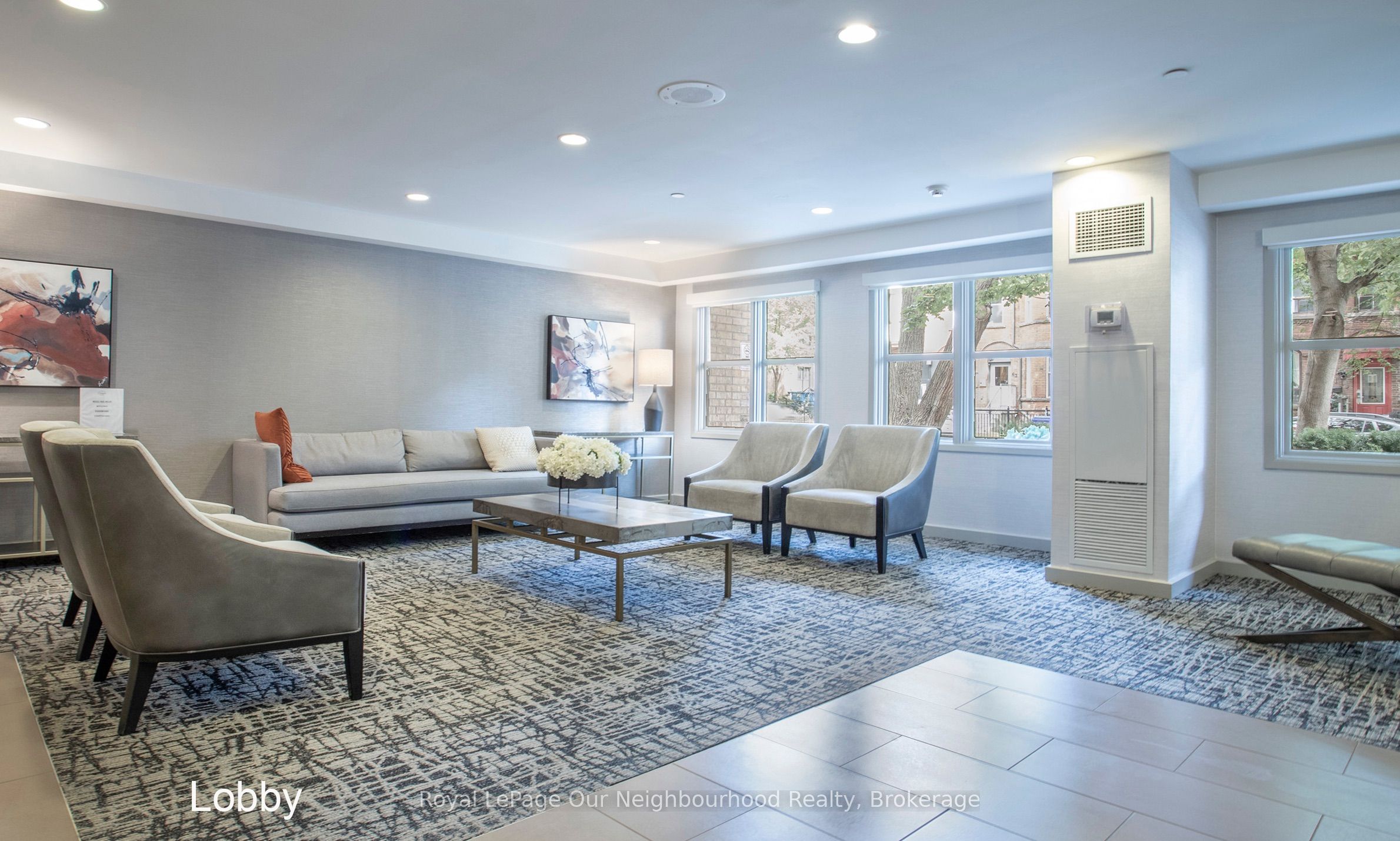 60 Homewood Avenue 325, Toronto, ON M4Y 2X4 photo 3