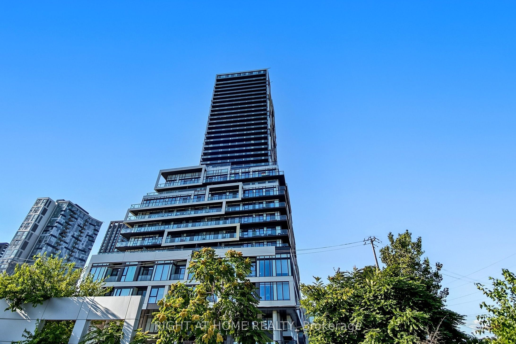 5 Defries Street 2502, Toronto, ON M5A 0W7 photo 2