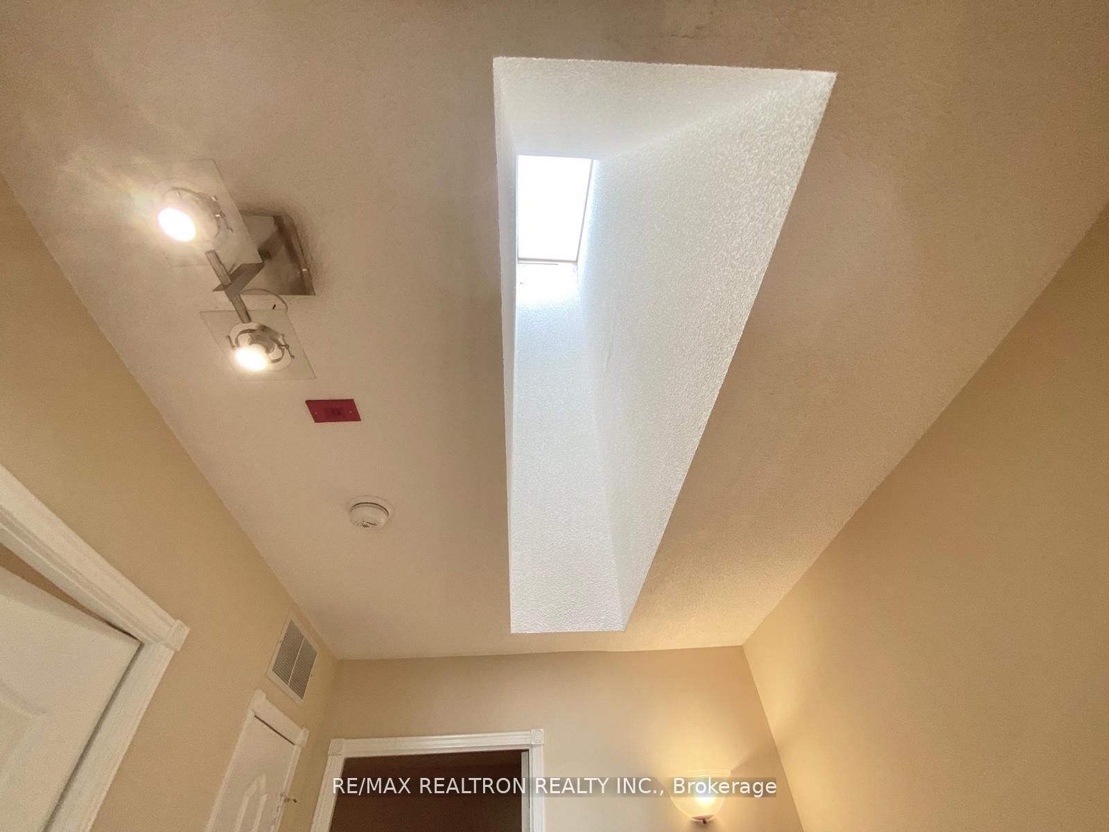 503 Grandview Way, Toronto, ON M2N 6V4 photo 5