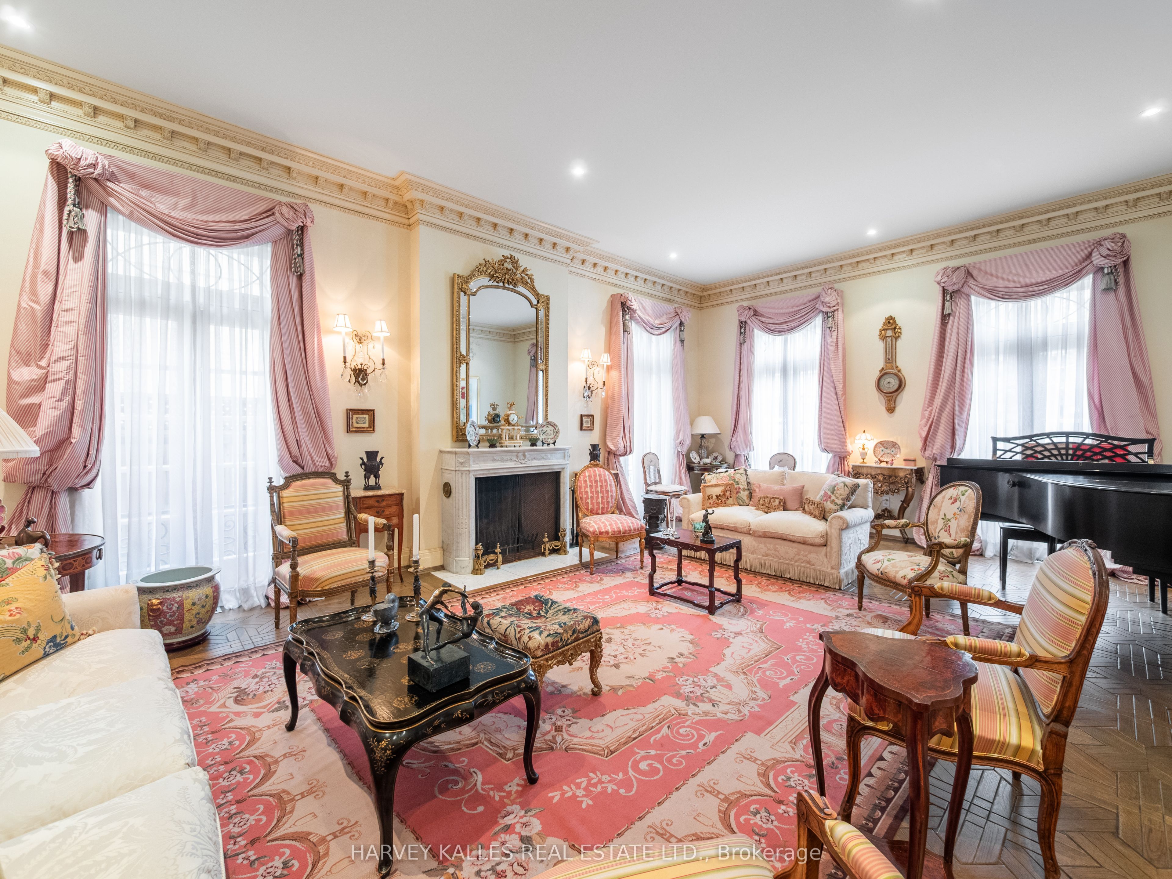 94 Dunvegan Road, Toronto, ON M4V 2P7 photo 5