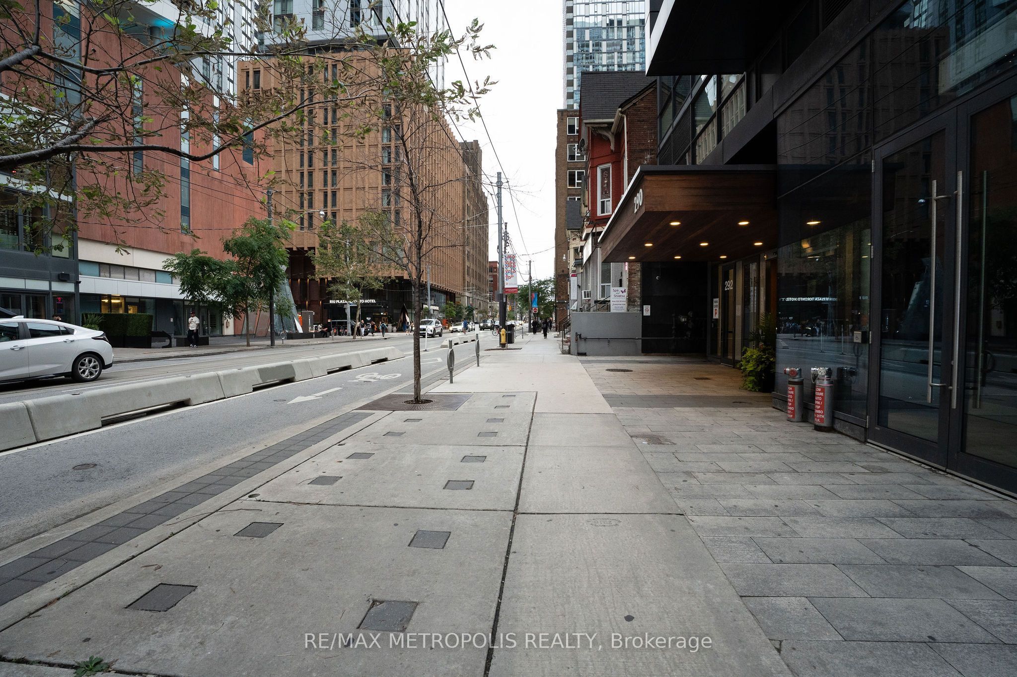 290 Adelaide Street W 4010, Toronto, ON M5V 0P3 photo 3