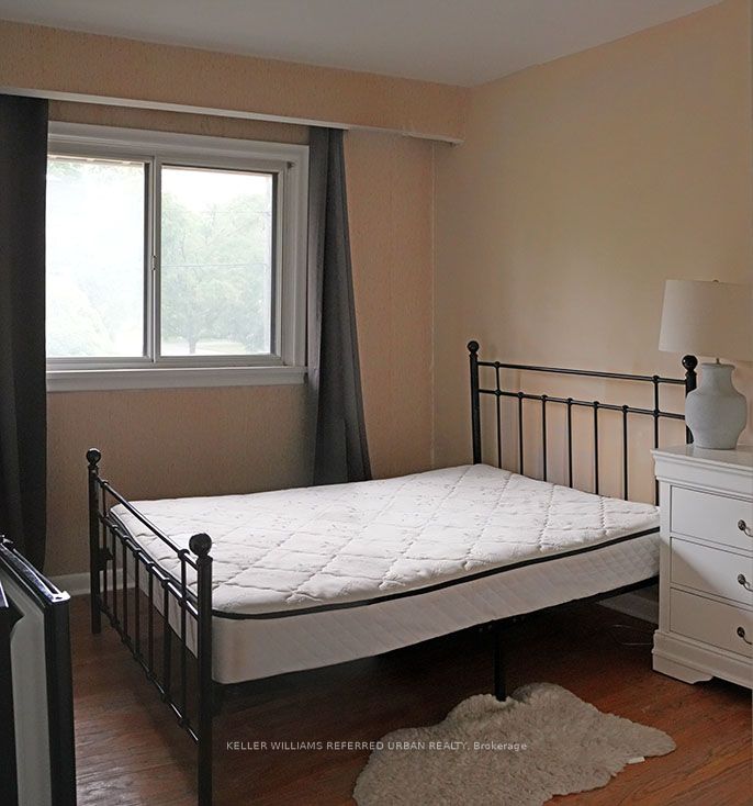 153 Newton Drive, Toronto, ON M2M 2N4 photo 5