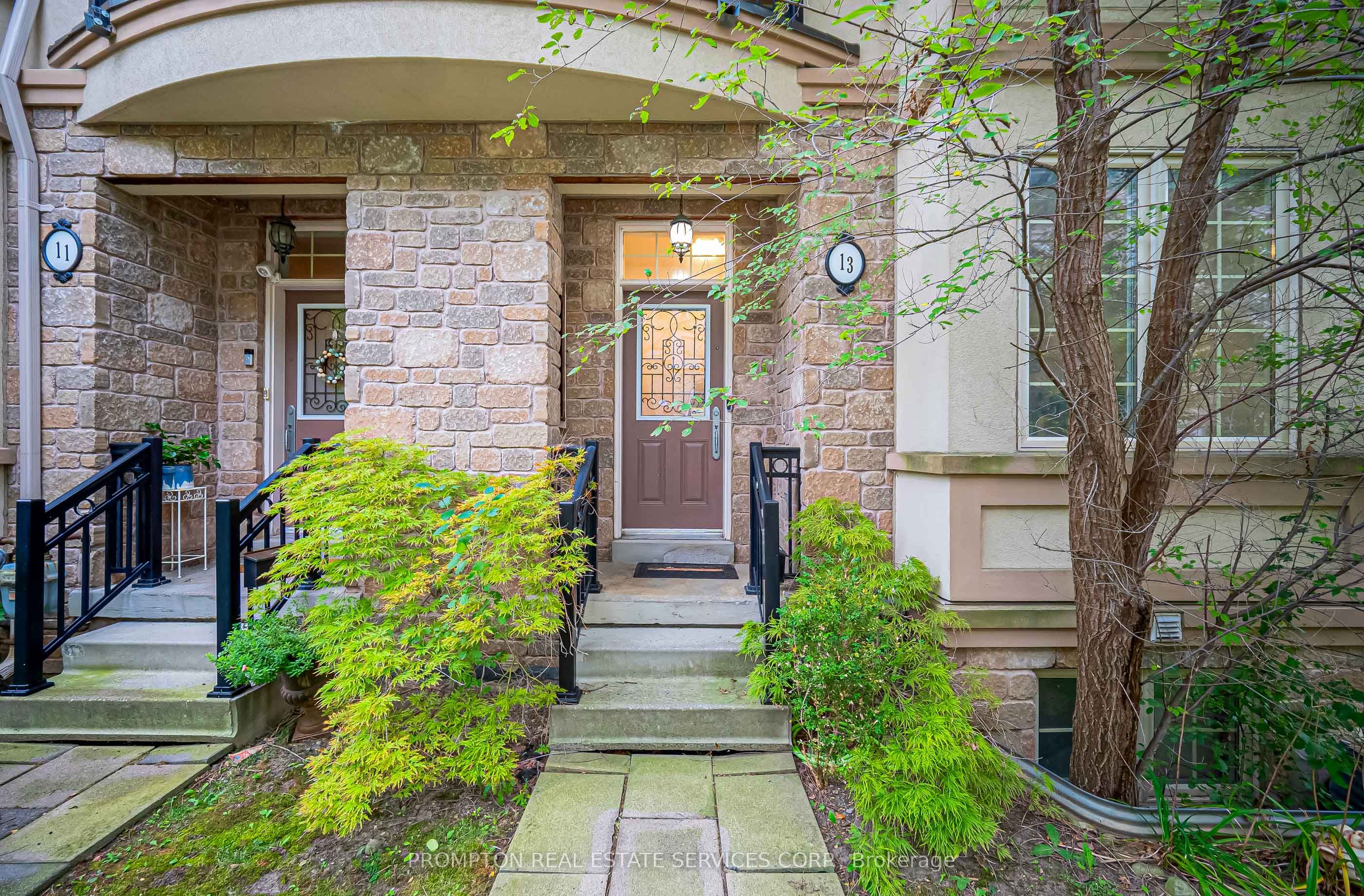 13 Flook Lane, Toronto, ON M2R 3Y5 photo 2