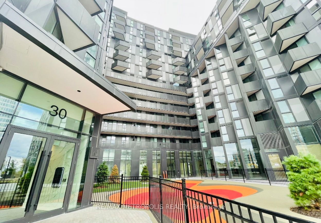 30 Tretti Way 408, Toronto, ON M3H 0E3 photo 2