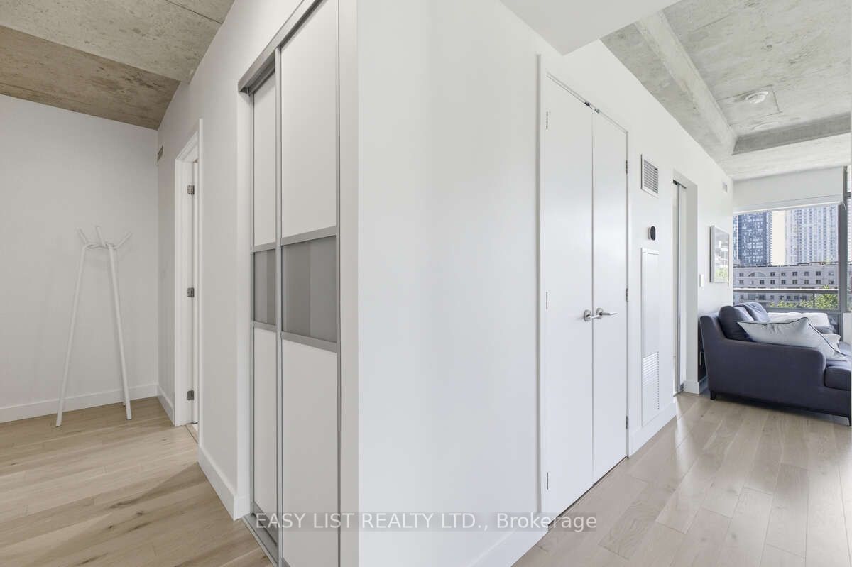 55 Stewart Street 822, Toronto, ON M5V 2V1 photo 5