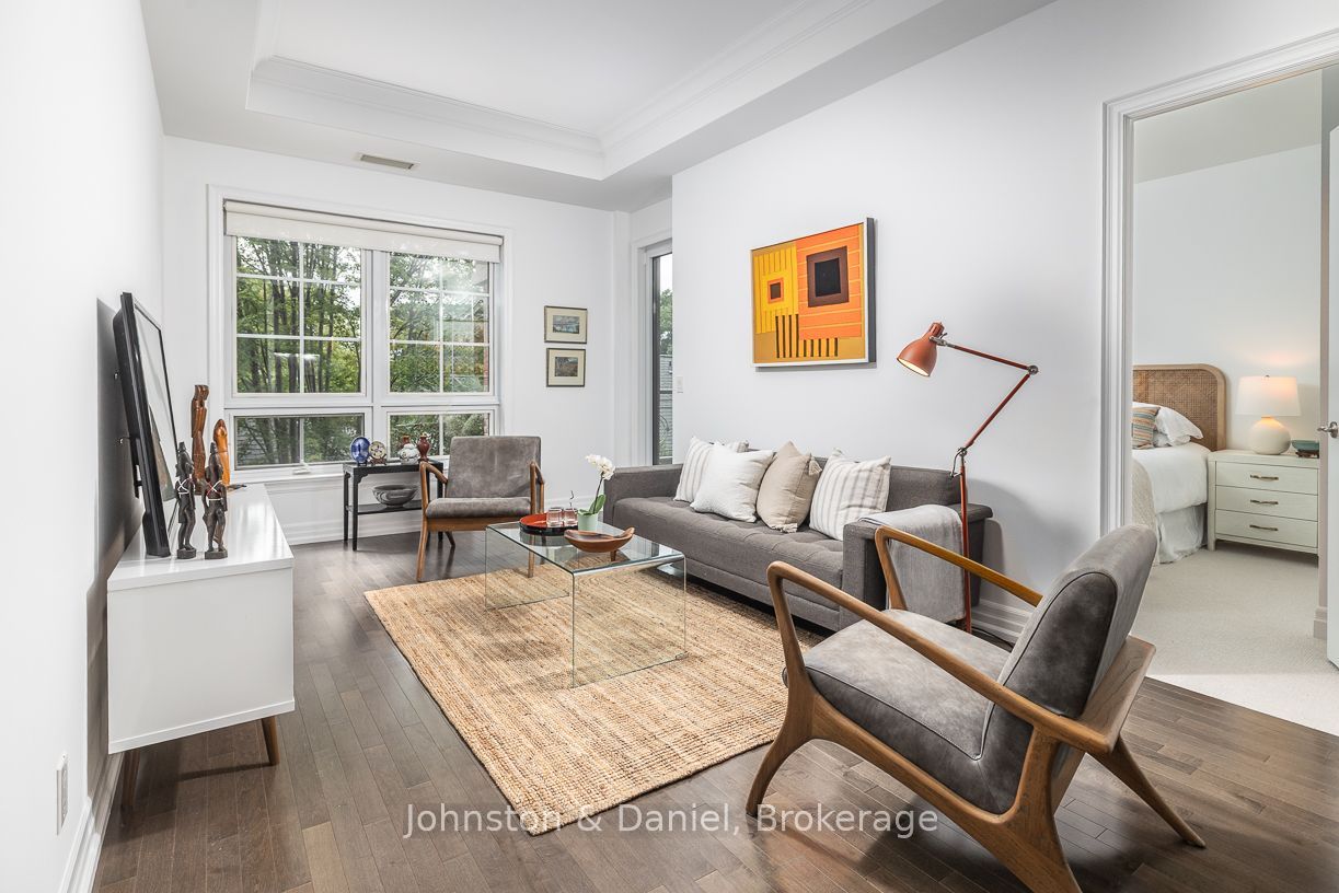 21 Burkebrook Place 325, Toronto, ON M4G 0A2 photo 3