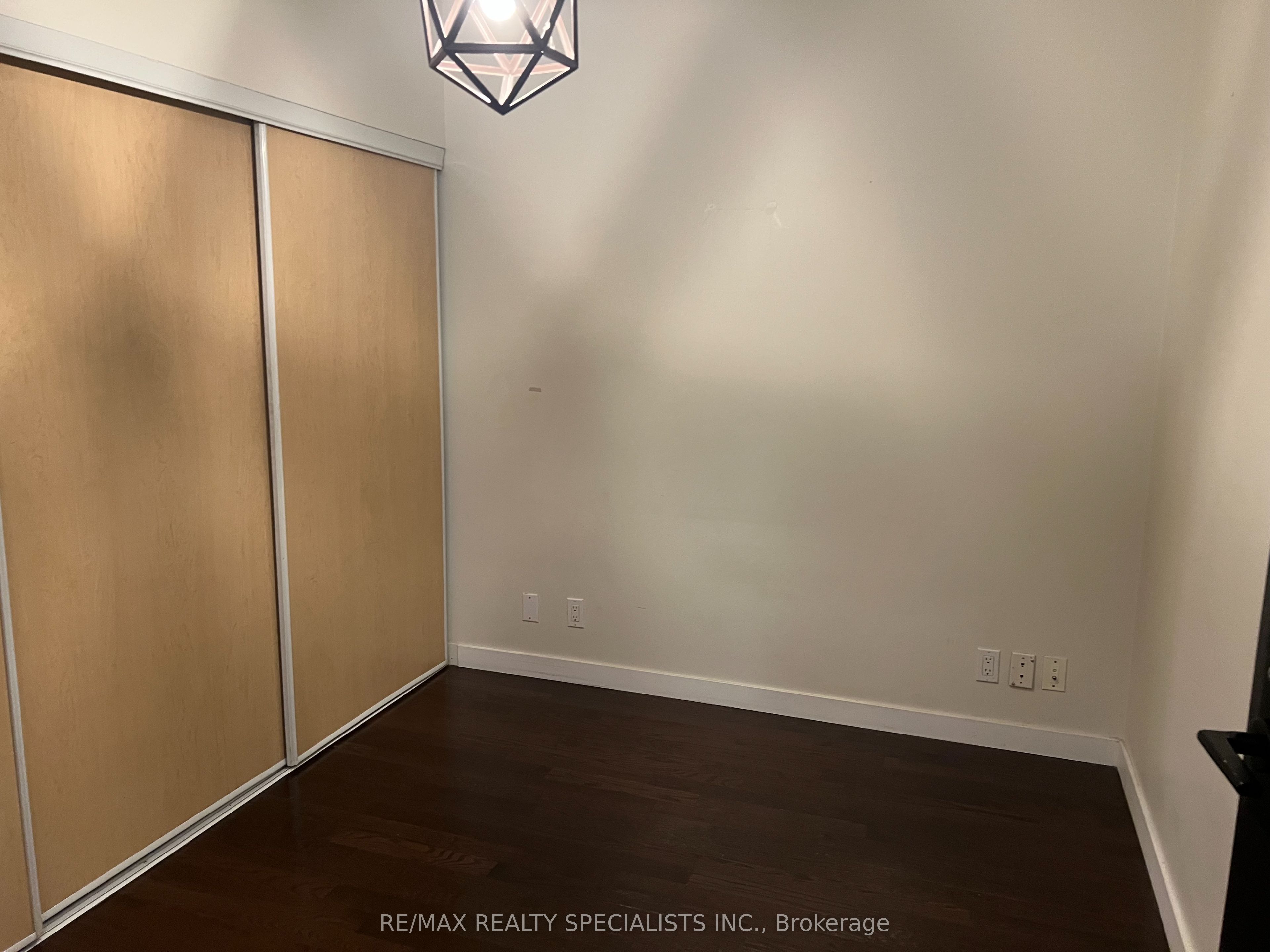 1 Shaw Street 715, Toronto, ON M6K 0A1 photo 3