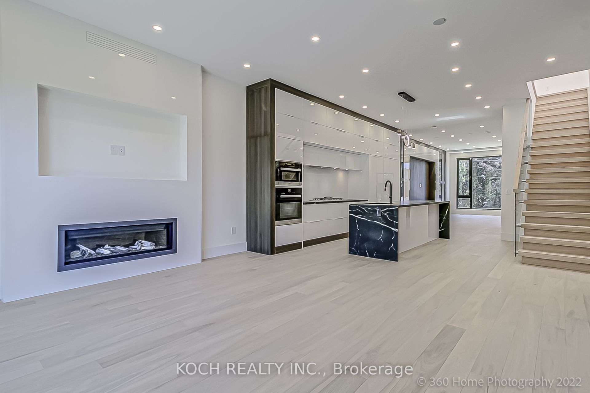 184 Falkirk Street, Toronto, ON M5M 4K6 photo 3