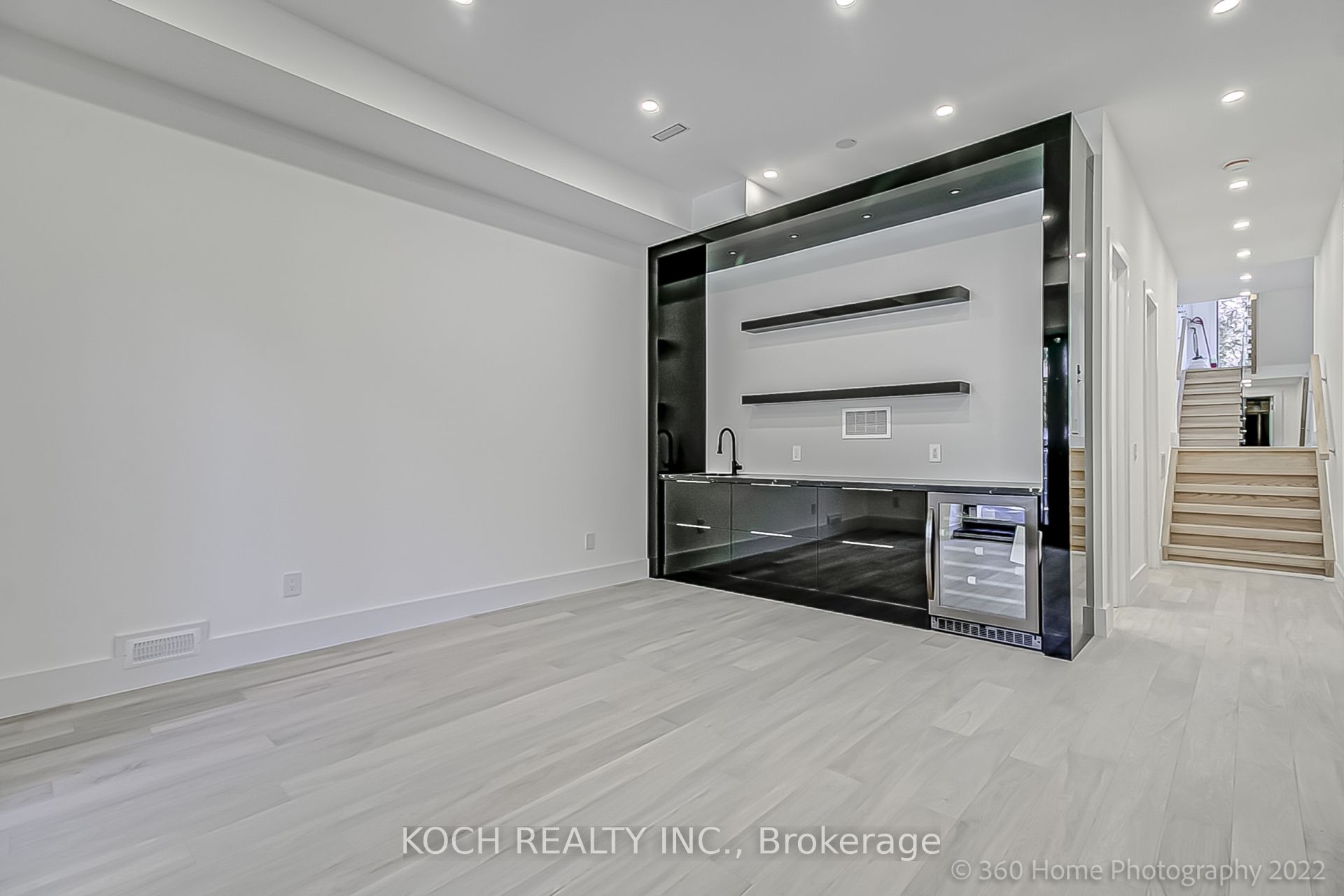 184 Falkirk Street, Toronto, ON M5M 4K6 photo 5