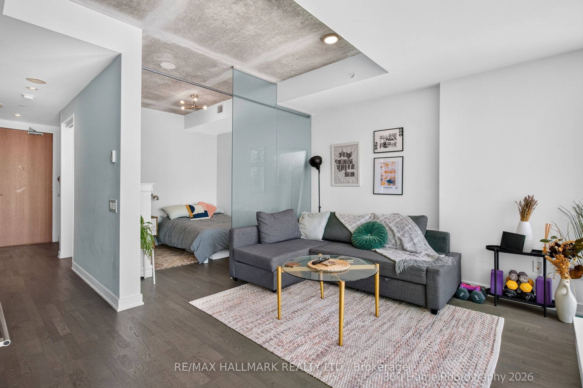 629 King Street W 1210, Toronto, ON M5V 0G9 photo 2