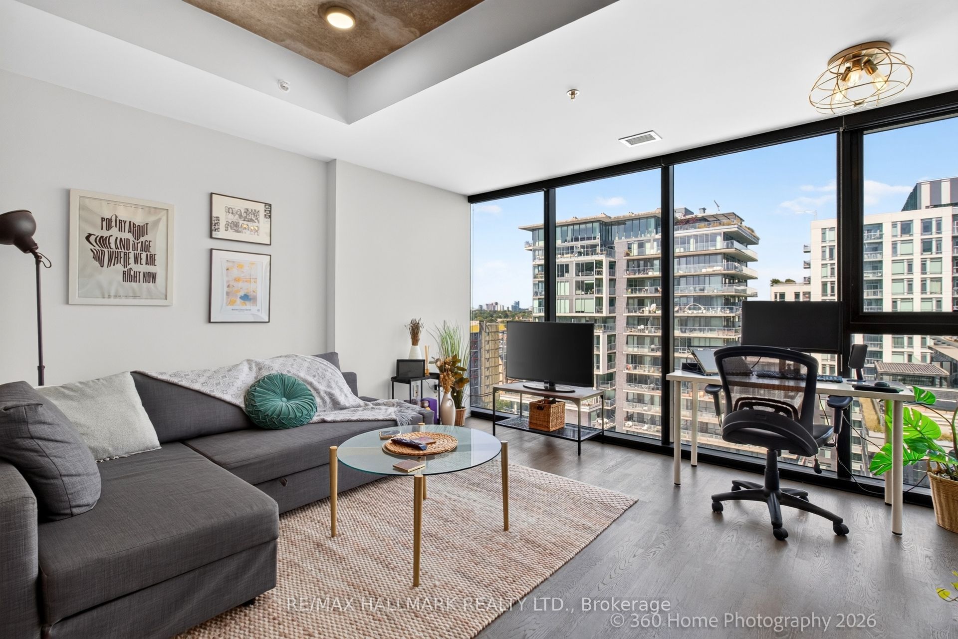 629 King Street W 1210, Toronto, ON M5V 0G9 photo 4