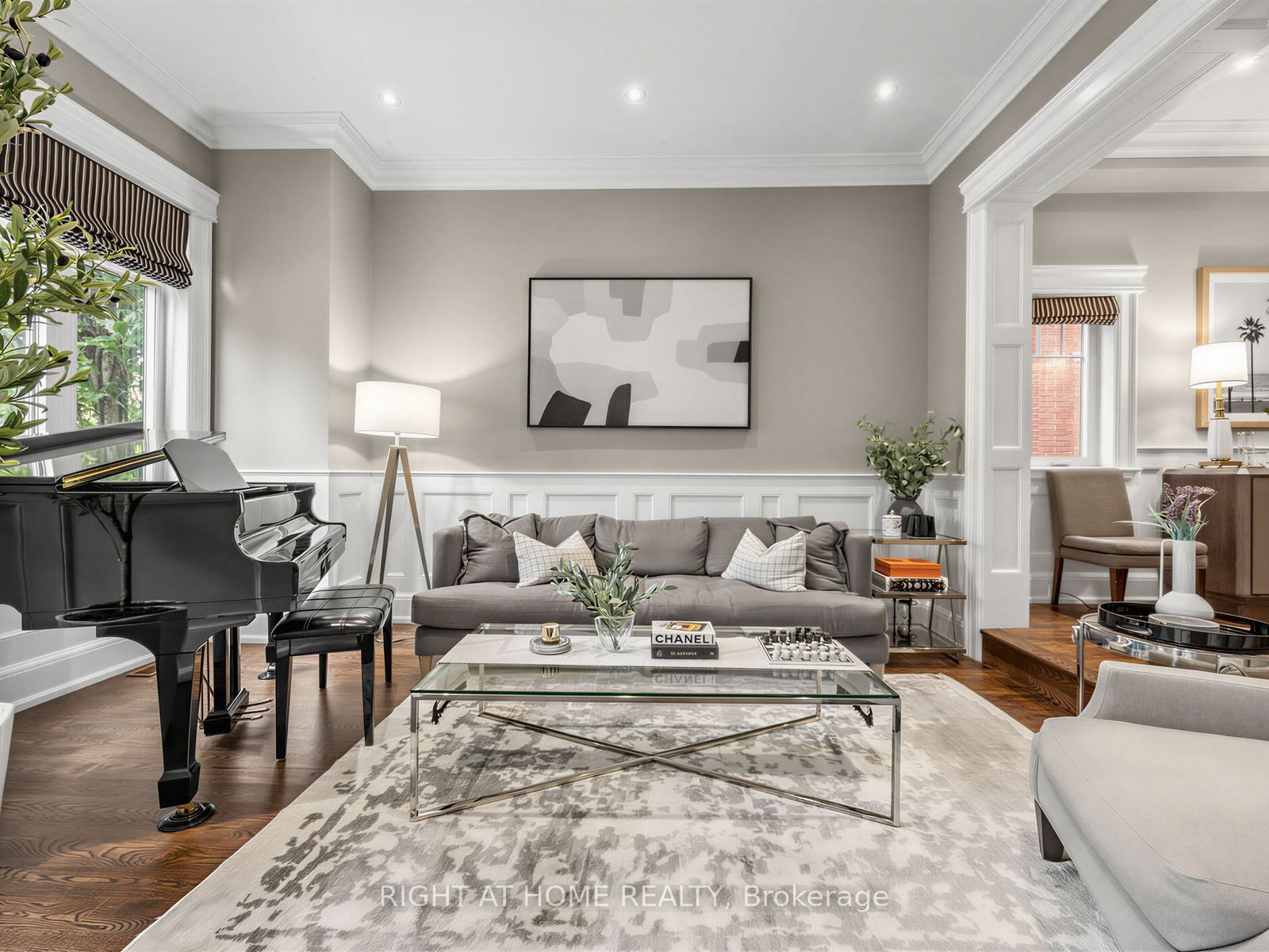 189 Stibbard Avenue, Toronto, ON M4P 2C4 photo 3
