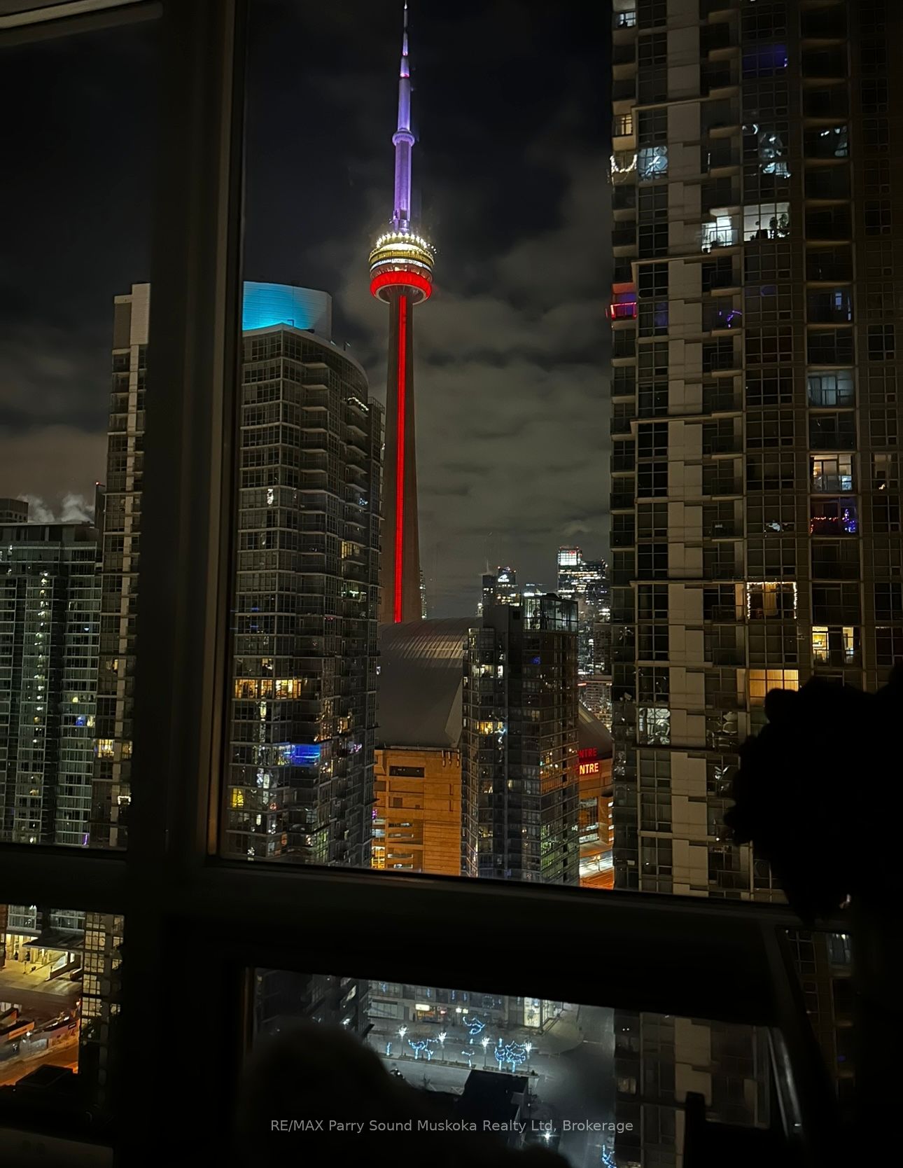 11 Brunel Court, Toronto, ON M5V 3Y3