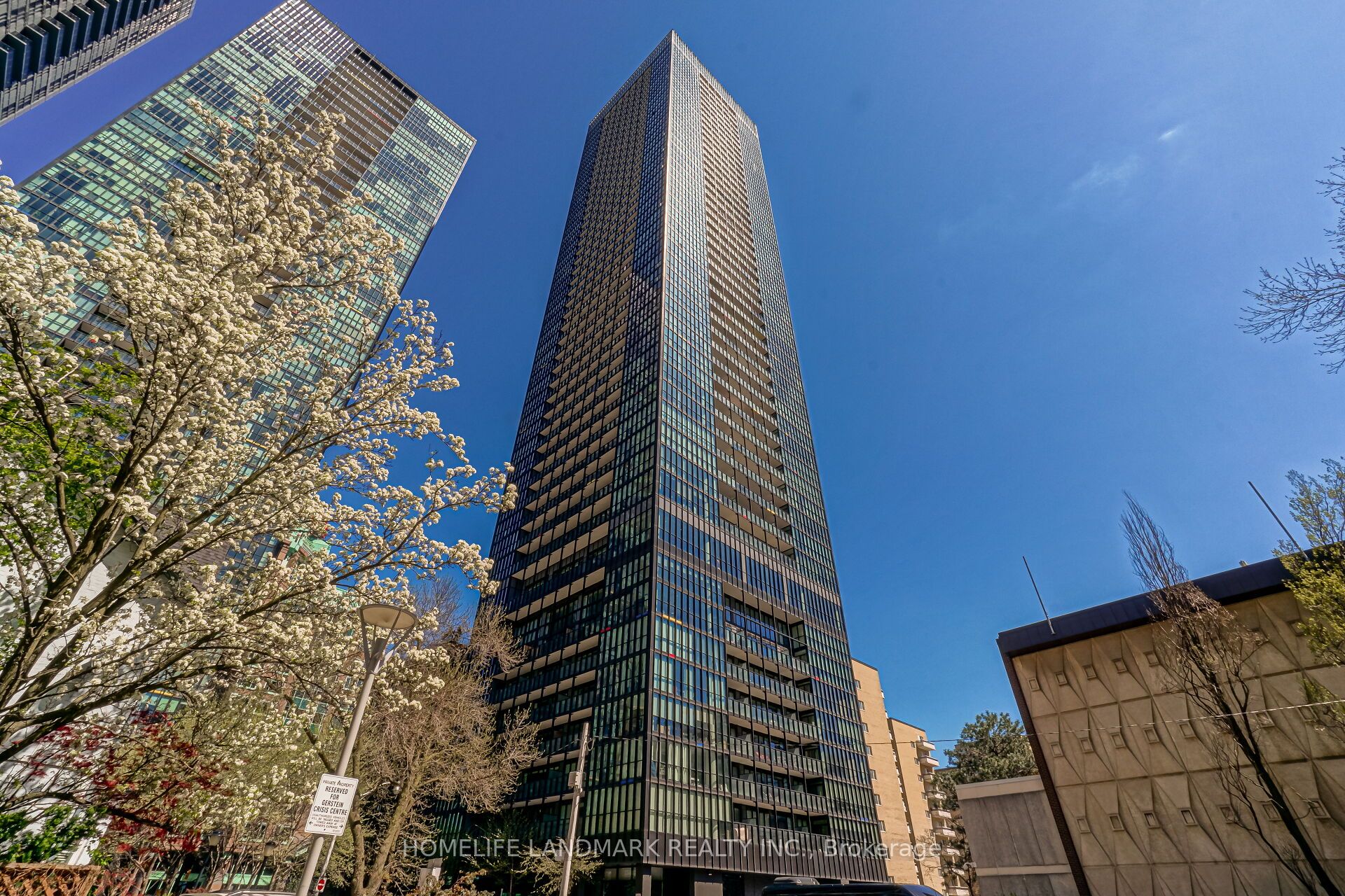 101 Charles Street E 1409, Toronto, ON M4Y 1V2 photo 2