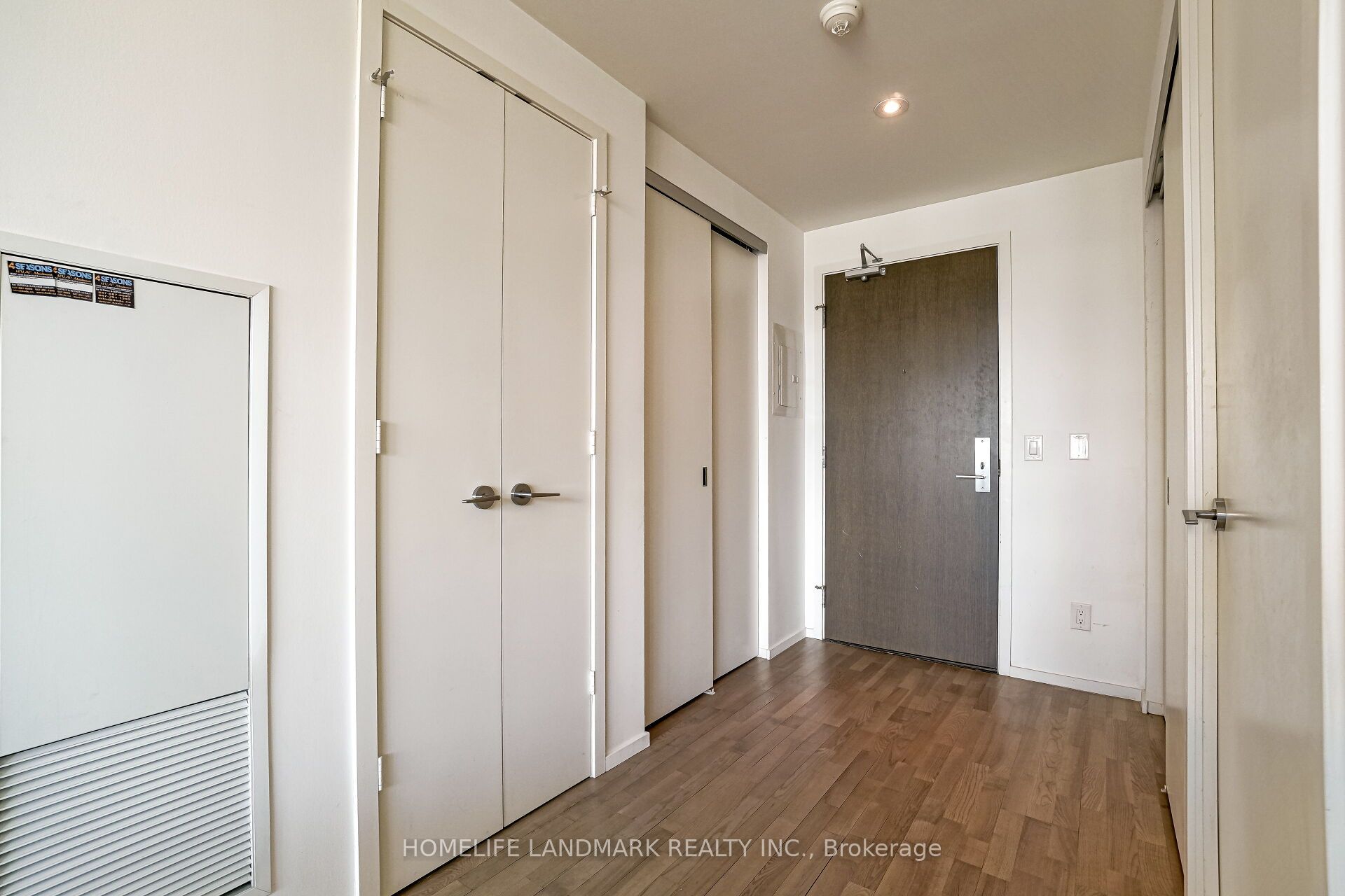 101 Charles Street E 1409, Toronto, ON M4Y 1V2 photo 4