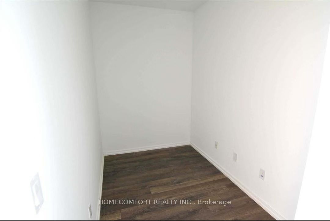 197 Yonge Street 2911, Toronto, ON M5B 1M4 photo 4