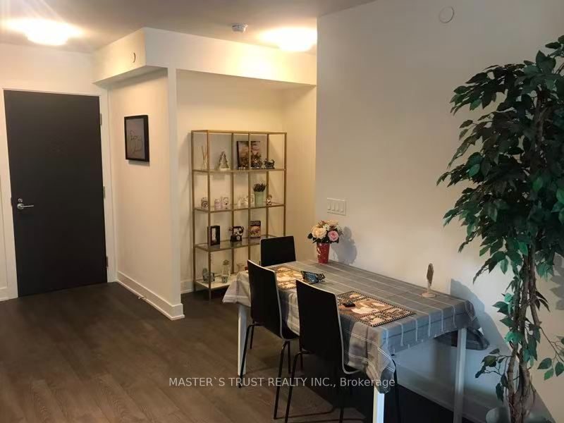 38 Cameron Street 401, Toronto, ON M2N 1H1 photo 4