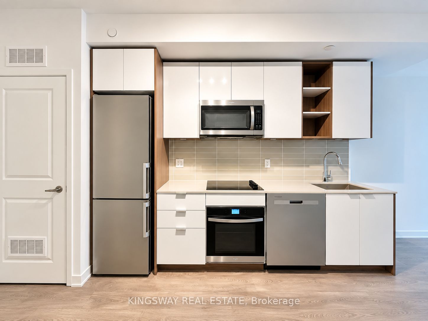 543 Richmond Street W, Toronto, ON M5V 1Y6 photo 4