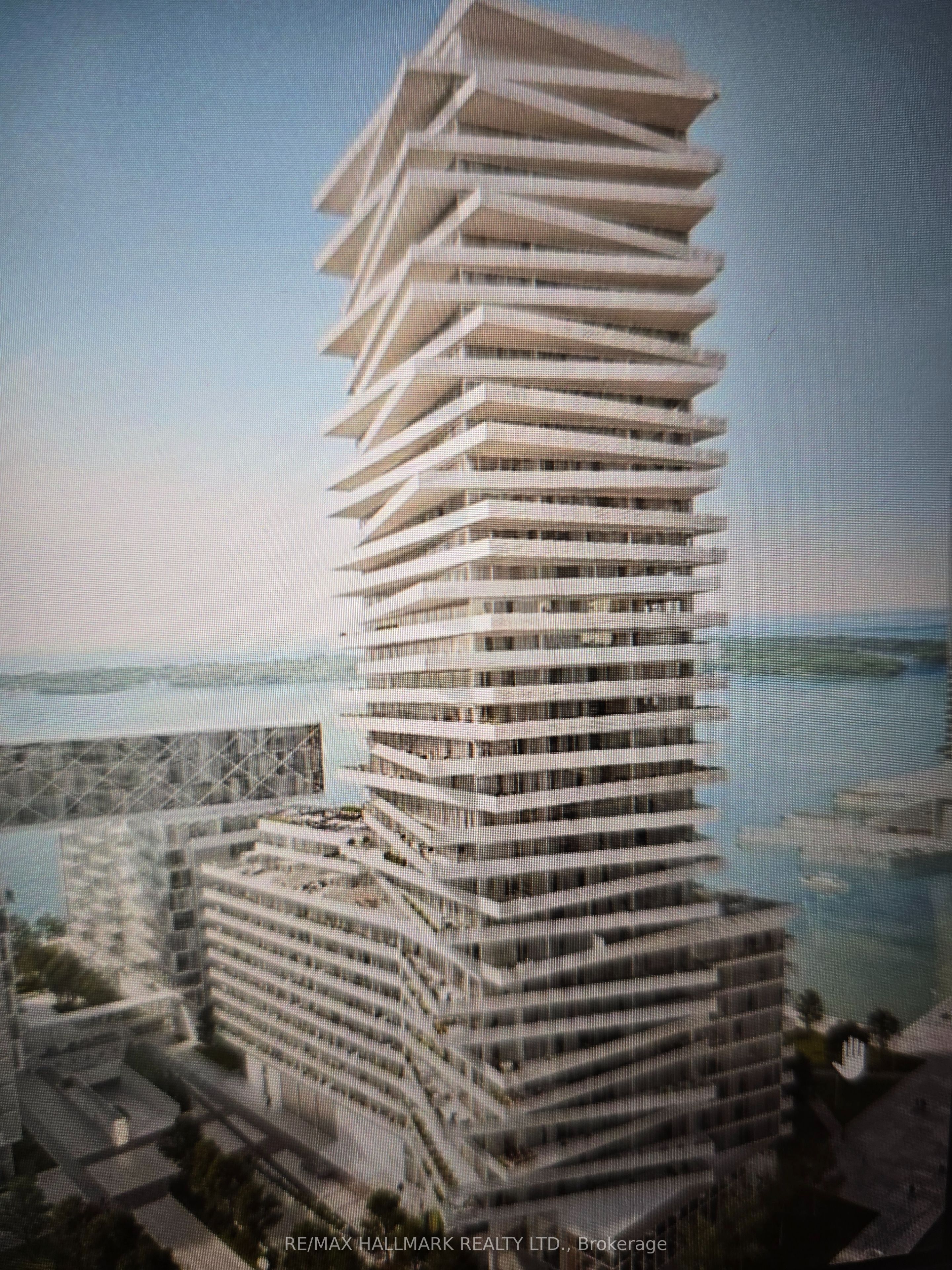 15 Queens Quay E 2210, Toronto, ON M5E 0A4