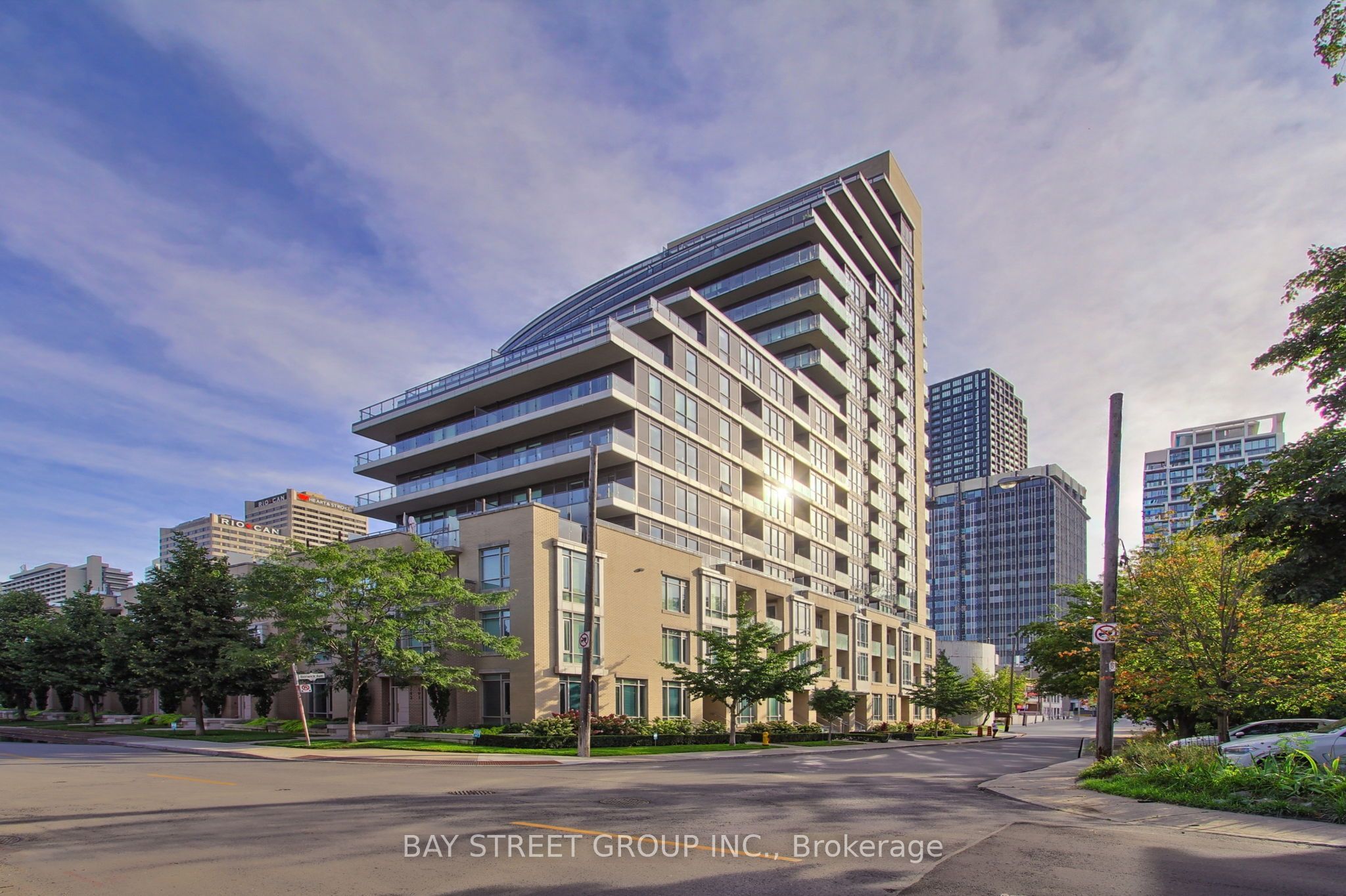 60 Berwick Avenue 1212, Toronto, ON M5P 0A3 photo 3