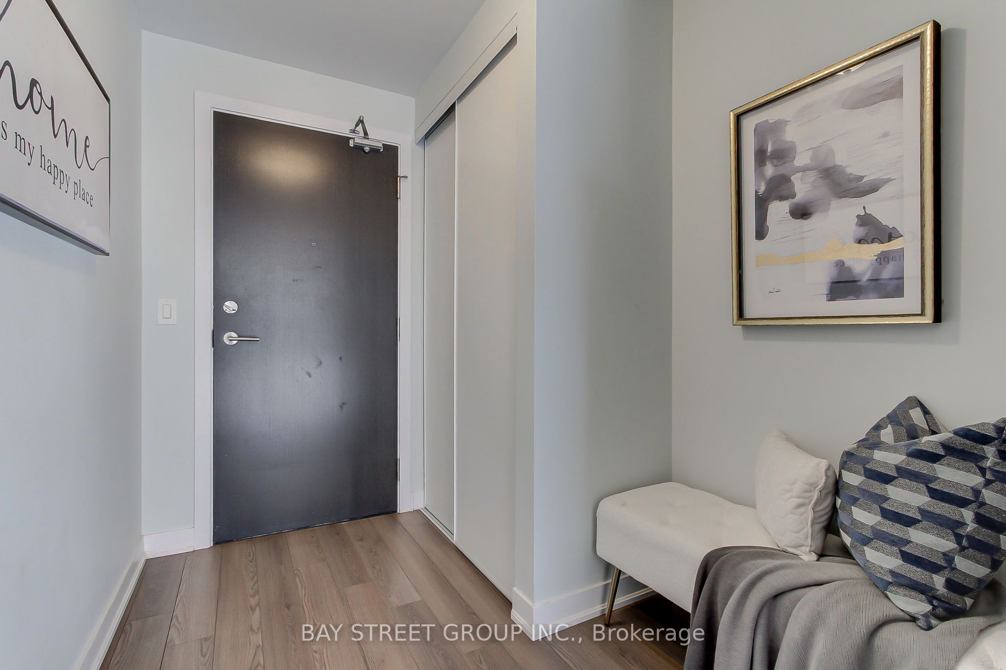 60 Berwick Avenue 1212, Toronto, ON M5P 0A3 photo 5
