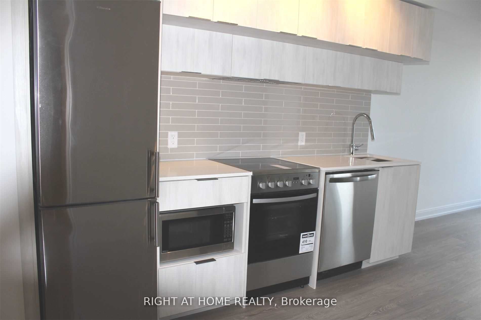 181 Dundas Street E 1612, Toronto, ON M5A 0N5 photo 4