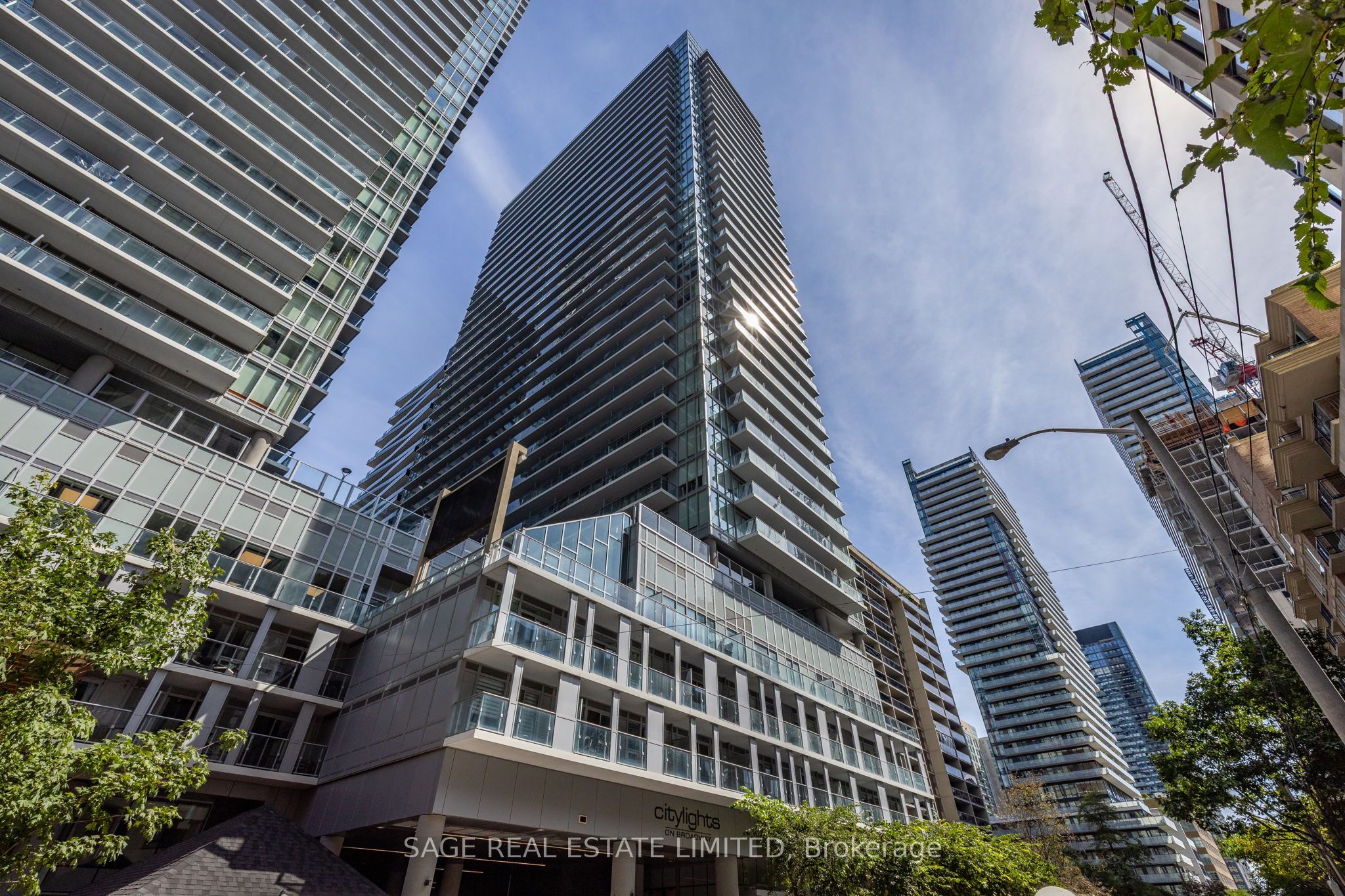 195 Redpath Avenue 3004, Toronto, ON M4P 0E4 photo 2