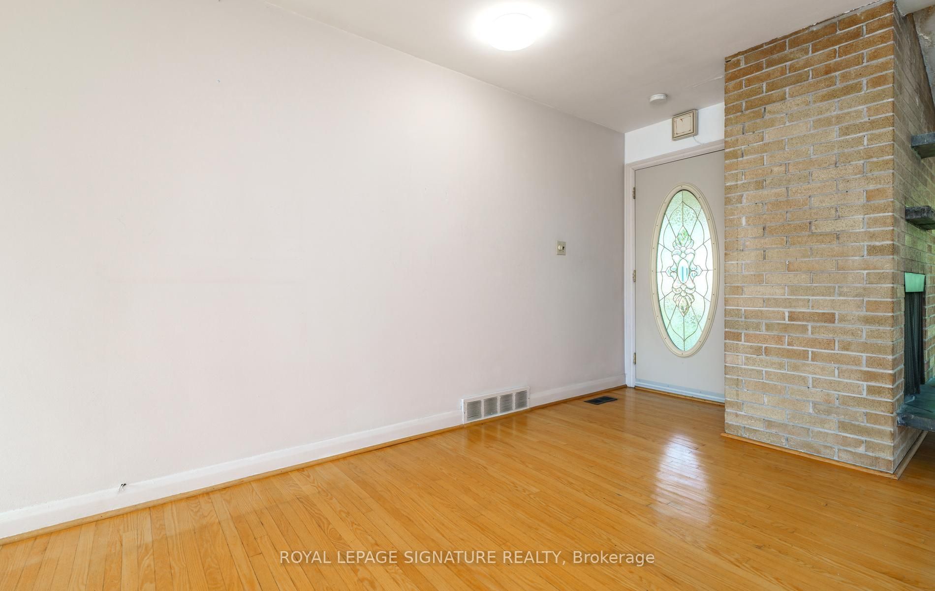 55 Southwell Drive, Toronto, ON M3B 2P1 photo 4