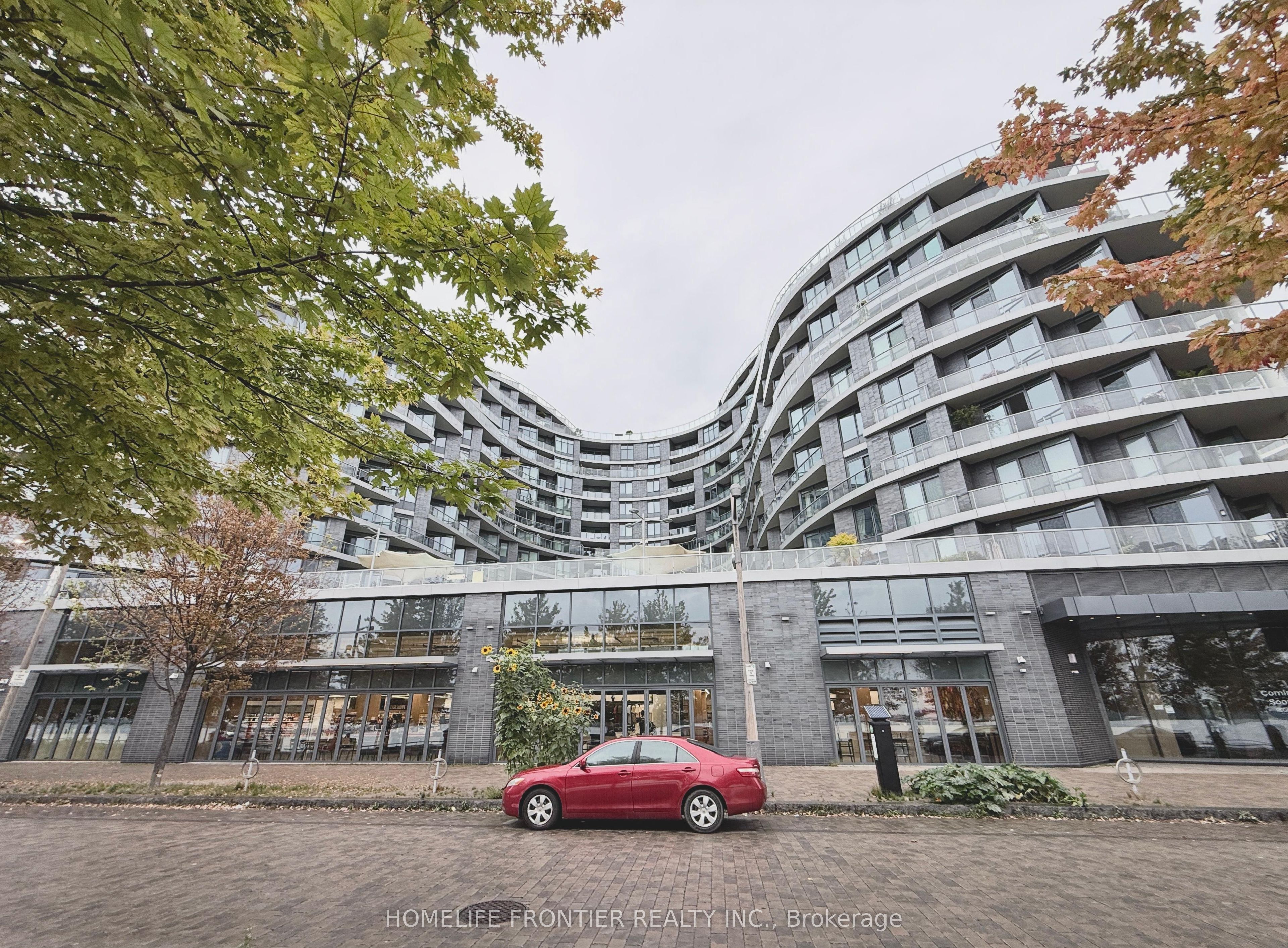1 Edgewater Drive 811, Toronto, ON M5A 0L1 photo 2