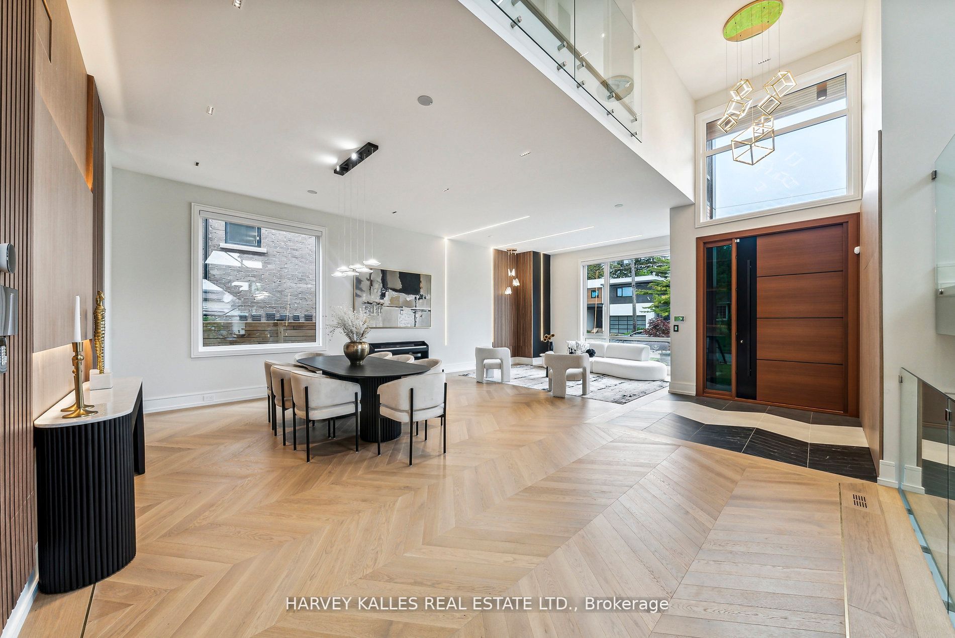 139 Newton Drive, Toronto, ON M2M 2N4 photo 2