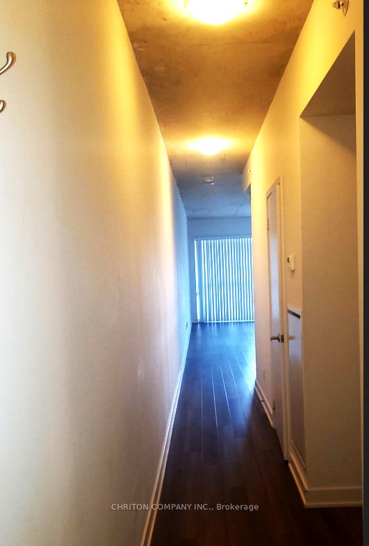 210 Simcoe Street 2307, Toronto, ON M5T 1T4 photo 3