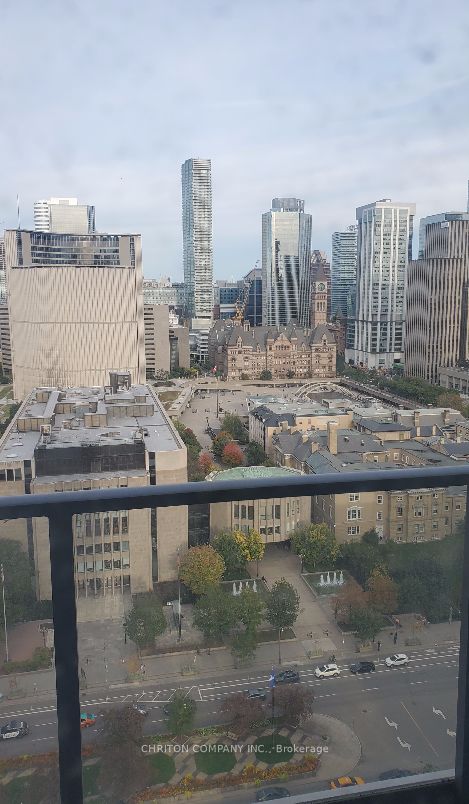 210 Simcoe Street 2307, Toronto, ON M5T 1T4 photo 5