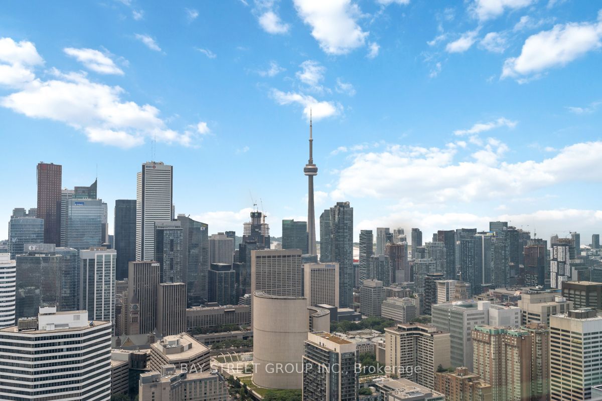 386 Yonge Street 5709, Toronto, ON M5B 0A5