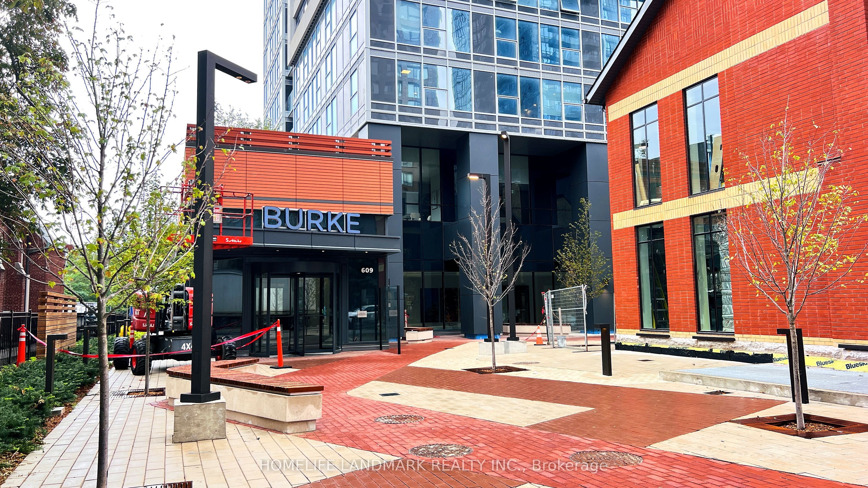 609 Sherbourne Street 4307, Toronto, ON M4X 0A4 photo 3