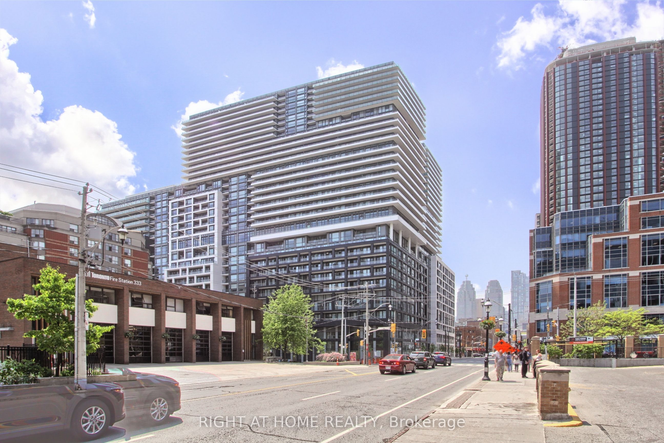 70 Princess Street 312B, Toronto, ON M5A 0X6