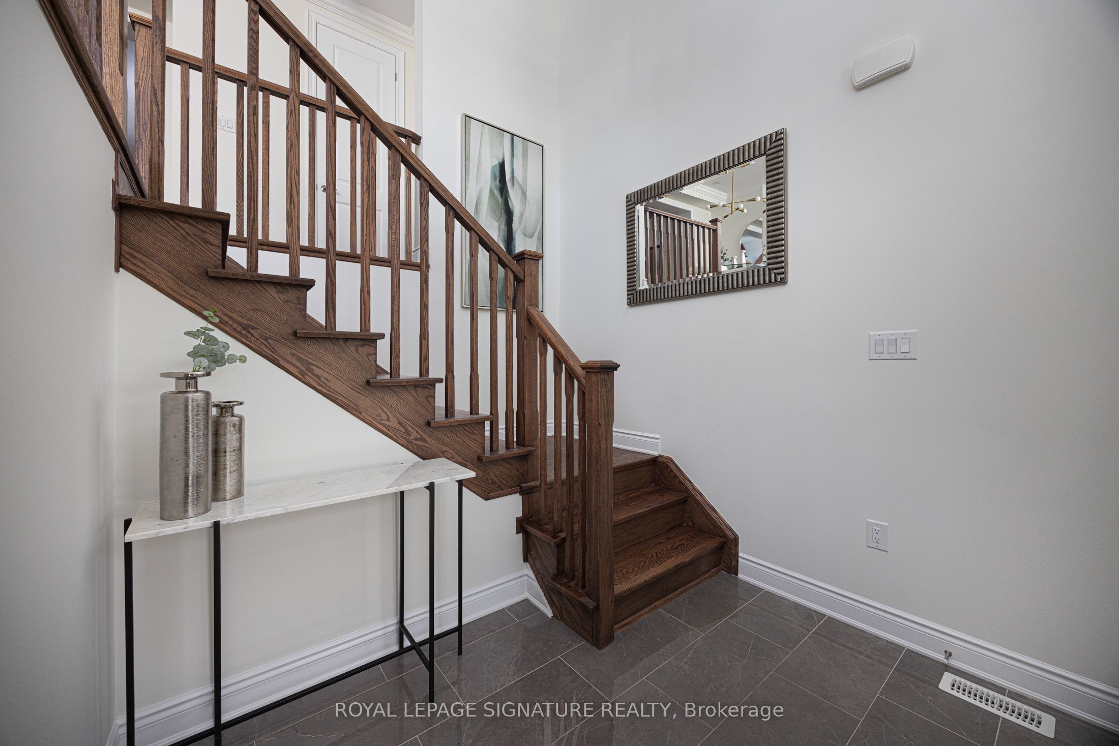 19 Hollyhock Court, Toronto, ON M3B 0B4 photo 3